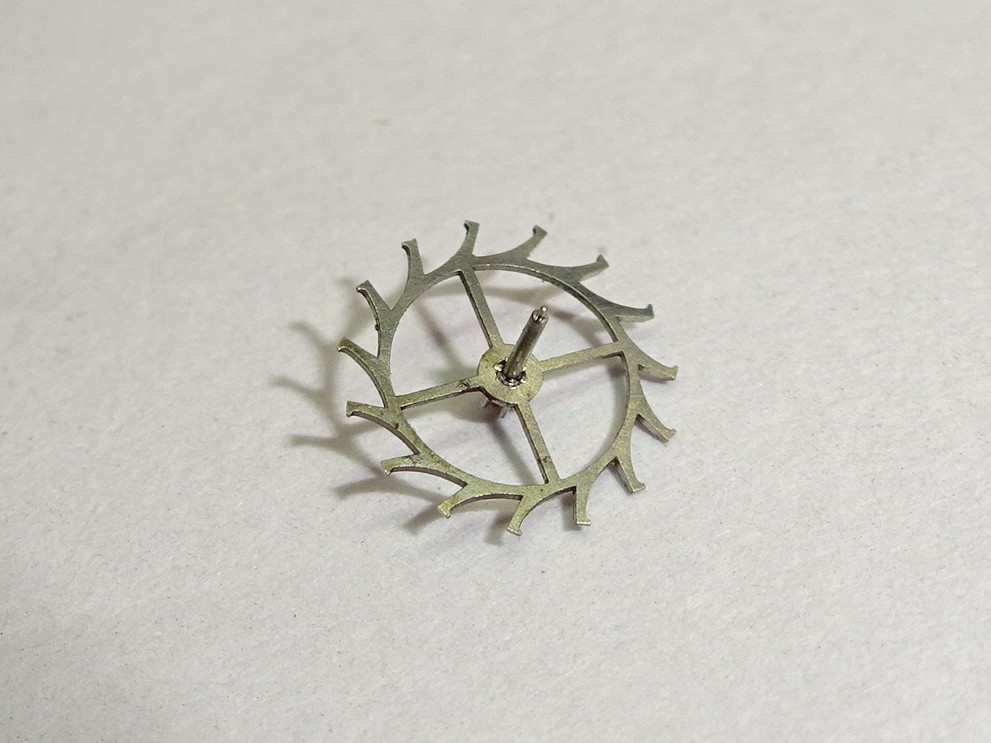 Valjoux escape wheel 7730 7732 7733 7734 7736 7737 + Venus 150 175 178 179 188 200 / part 705