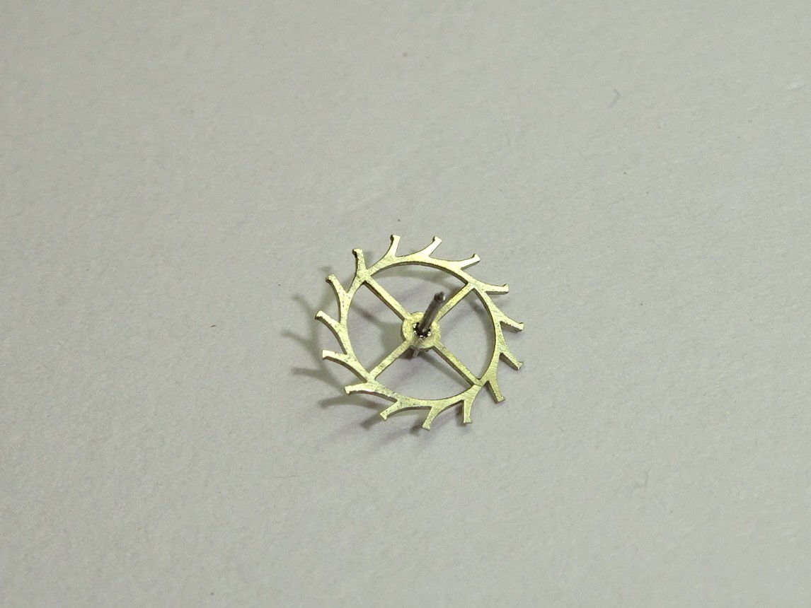 Venus 150 152 175 178 179 188 200 206 + Valjoux 7730 7732 7733 7734 7736 7737 escape wheel / part 705