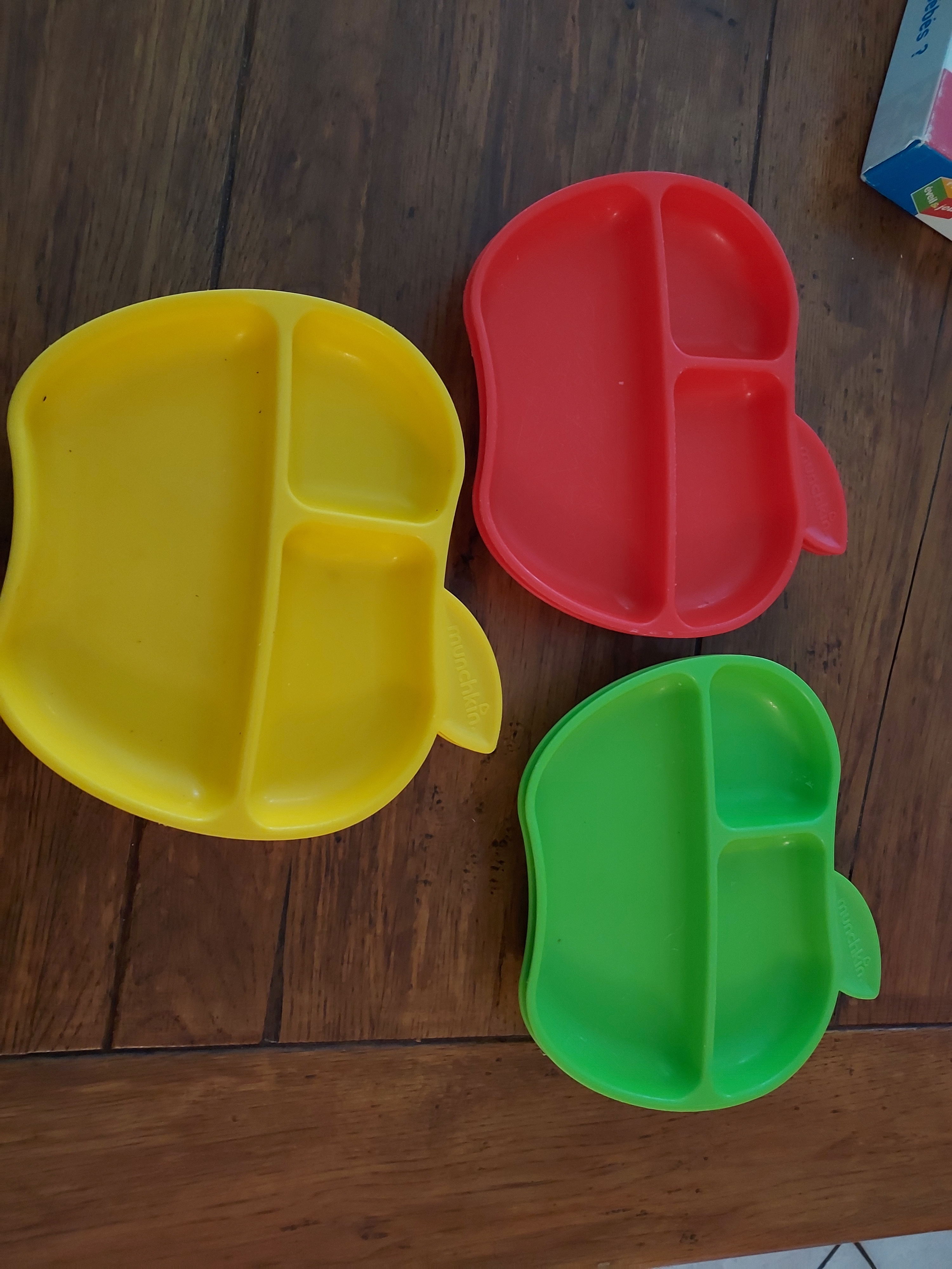 Assiettes à compartiments (pomme) 6