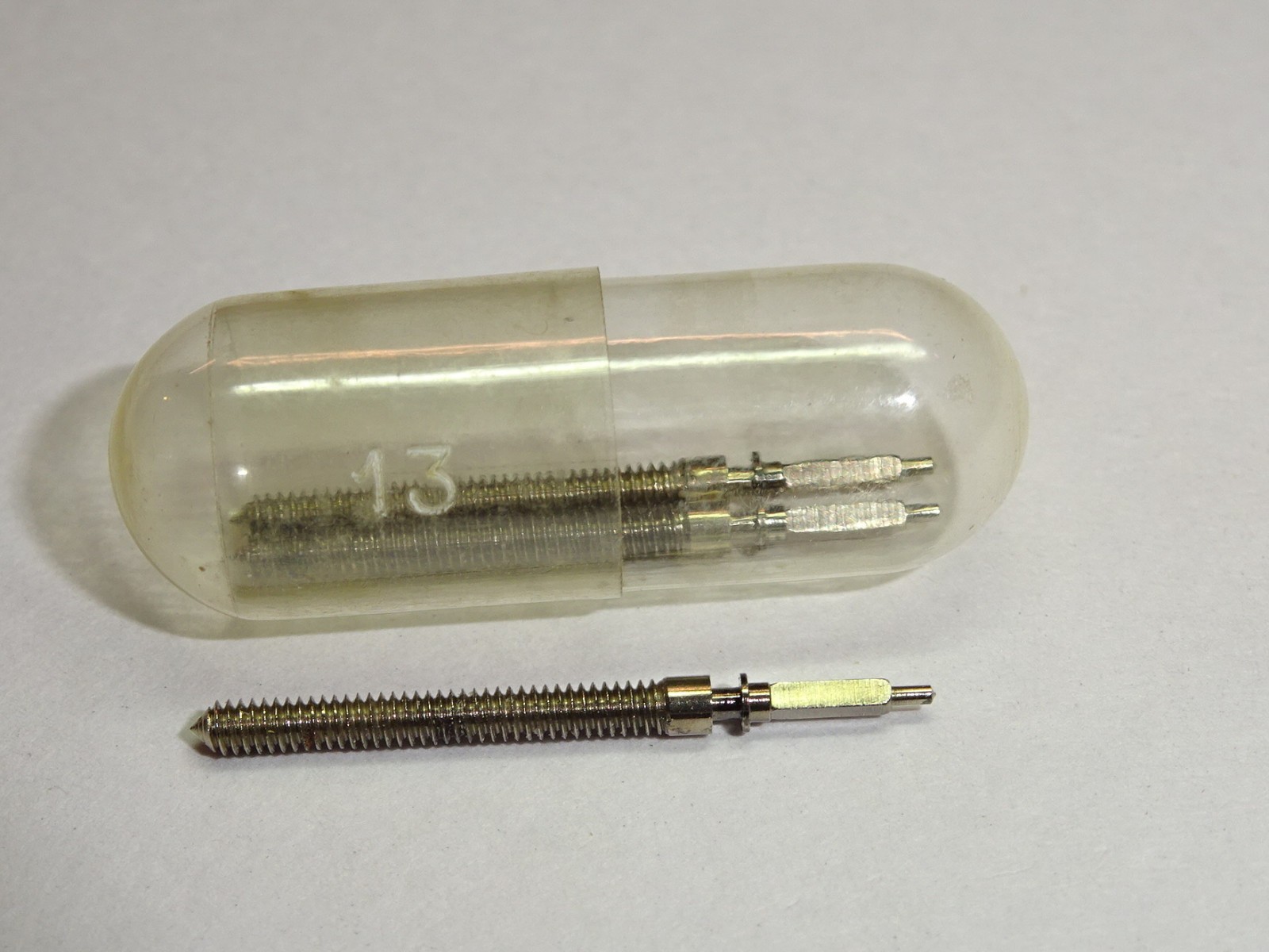 Landeron winding stem 48 51 (thread 140) 51 148 149 248