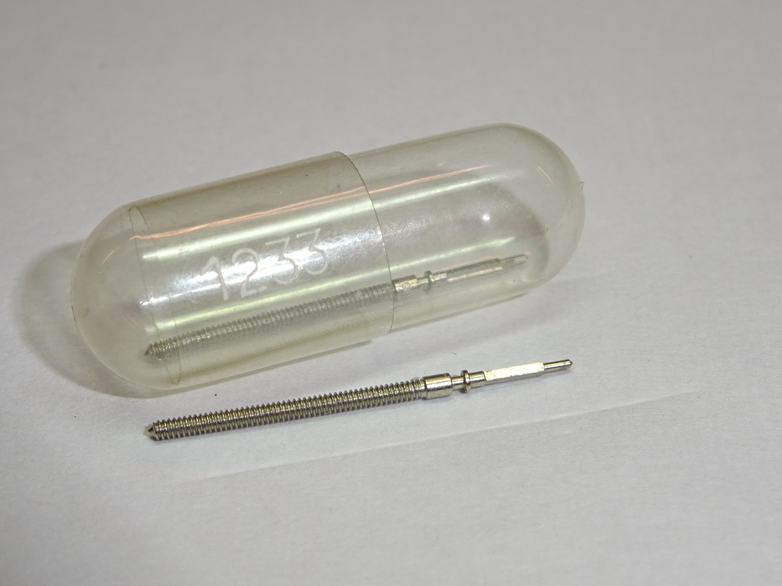 Buren winding stem 535 536 537 538 539 540 541 543 544 545 546 / Ronda 1233