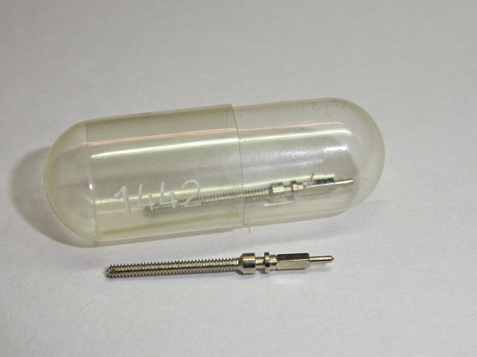 Revue 73 winding stem / Ronda 1442