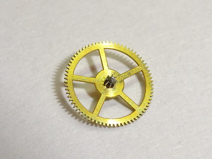 Jaeger Lecoultre 839 / IWC 1852 second wheel / part 220