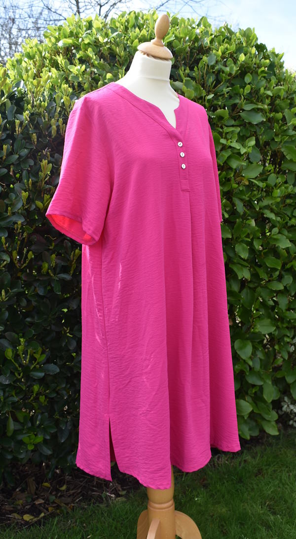 Robe fuchsia 