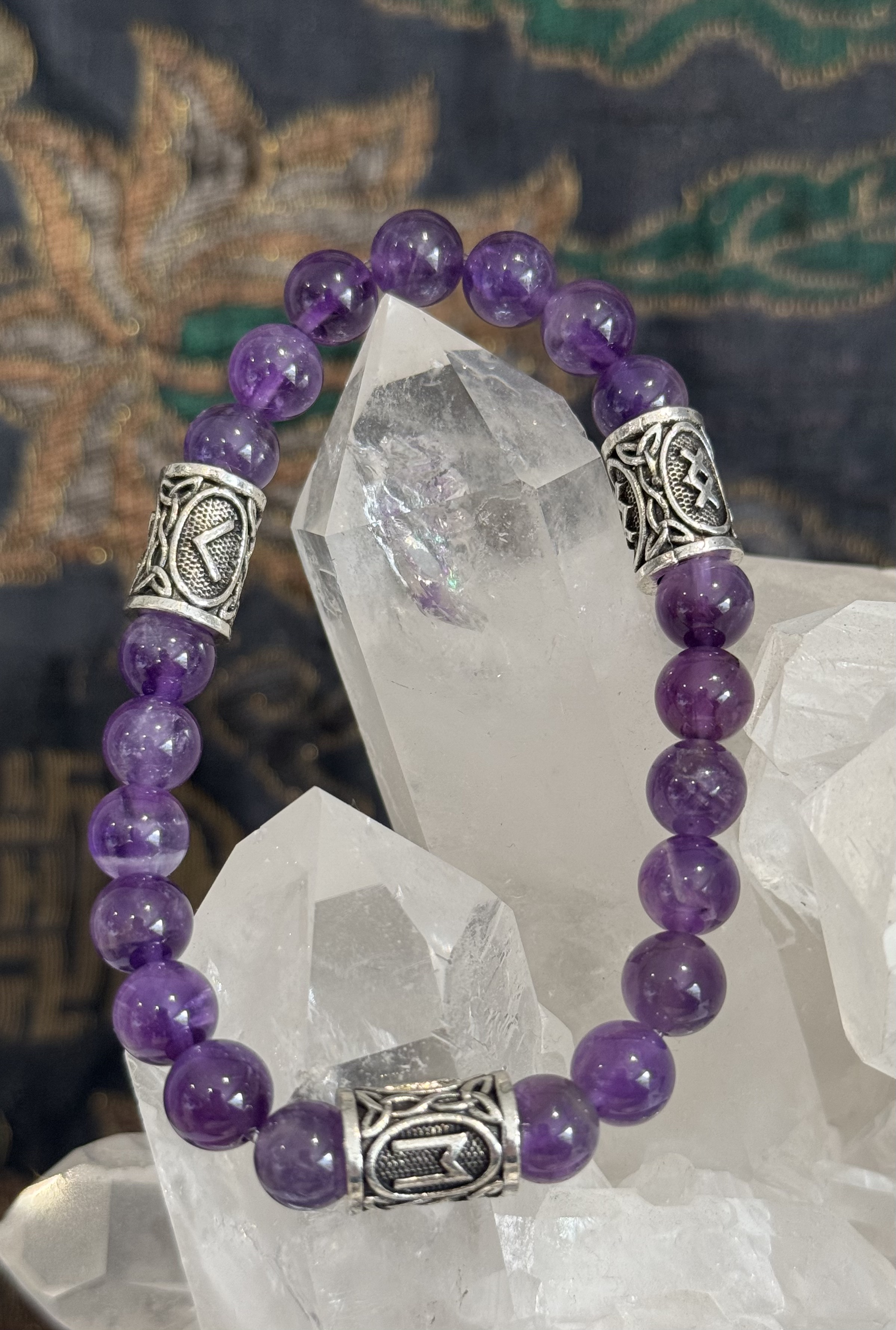 Bracelet "Runique" en Améthyste
