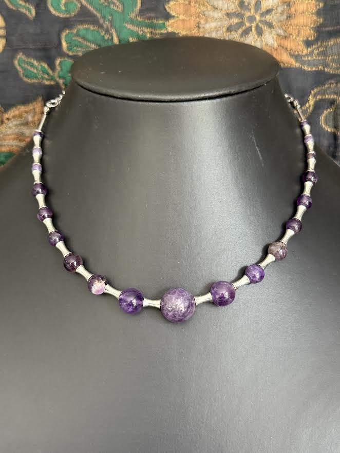 Collier "Vibration Minérale" en Améthyste