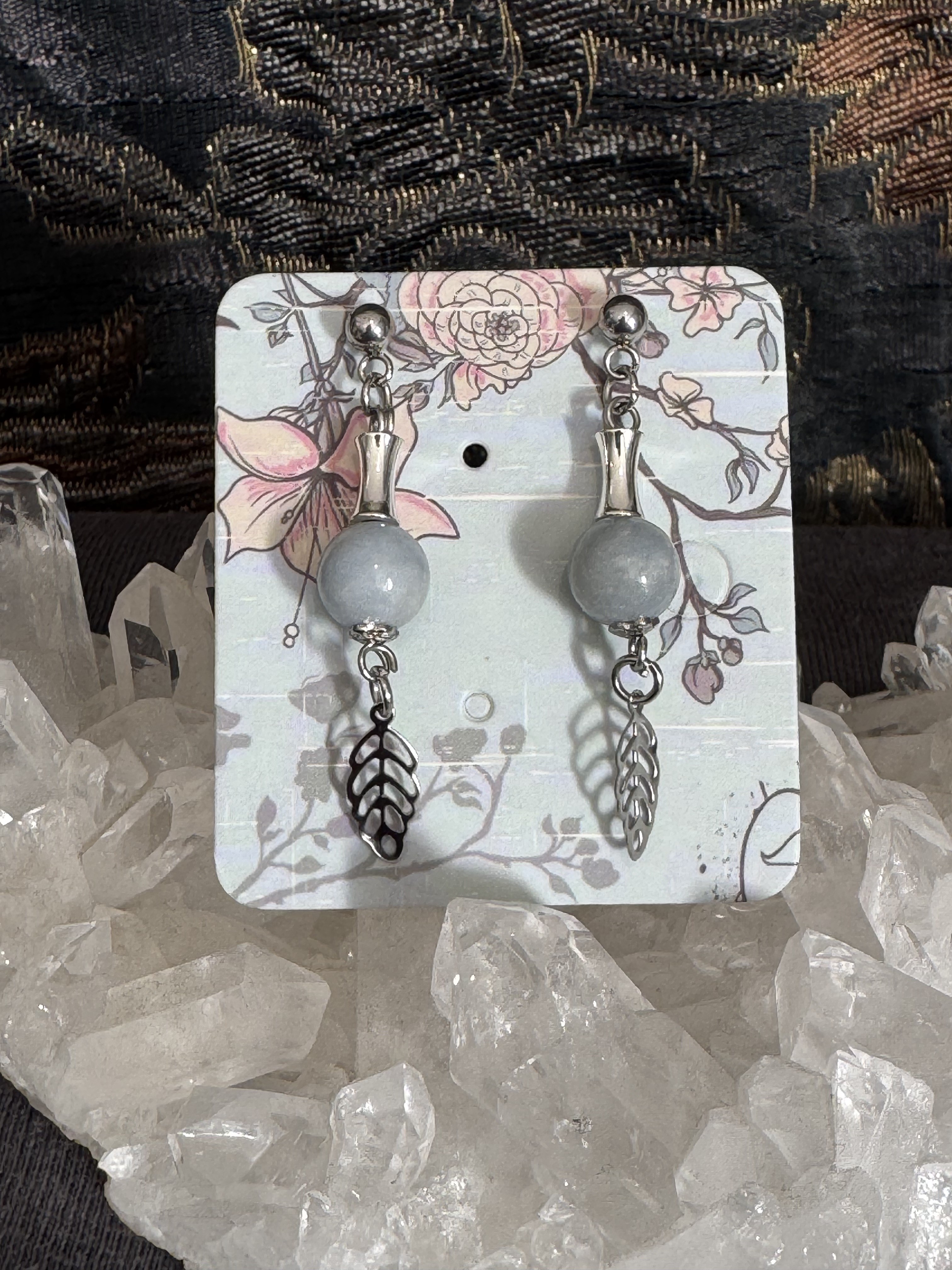 Boucles d'oreilles "Feuille d'automne" en Angélite
