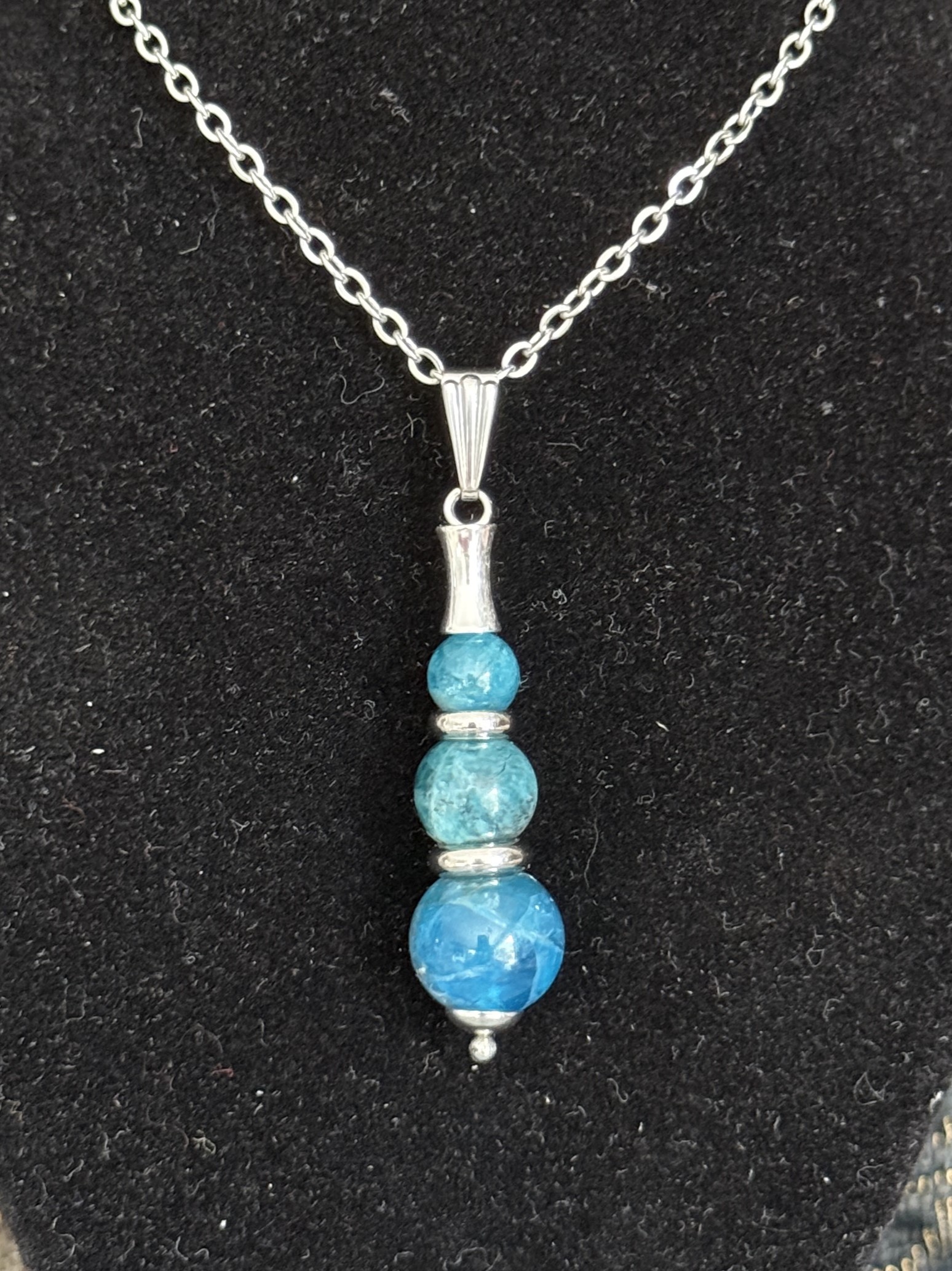 Pendentif "Echo de Gaïa" en Apatite
