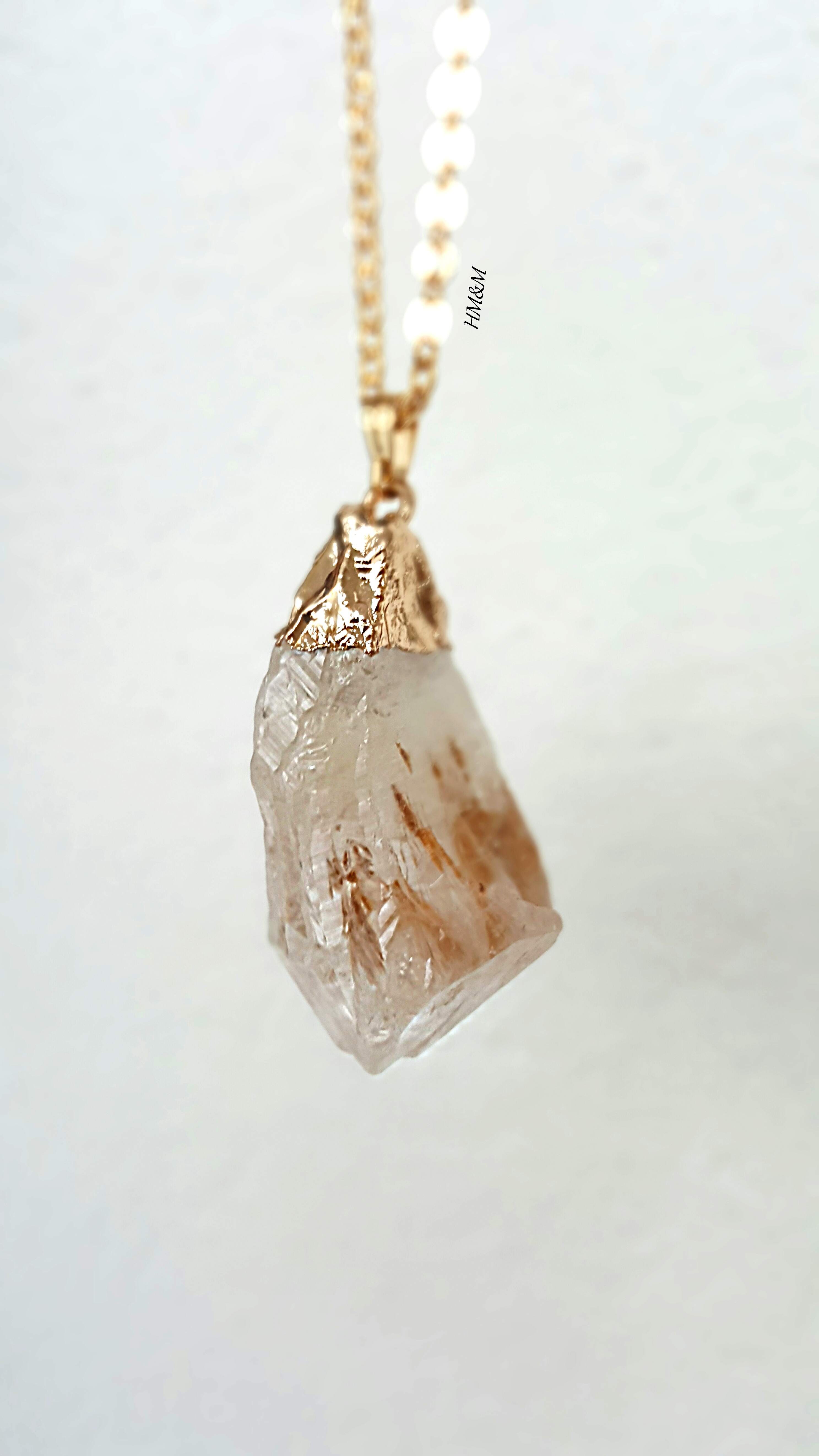 Collier longue chaîne pierre ambré