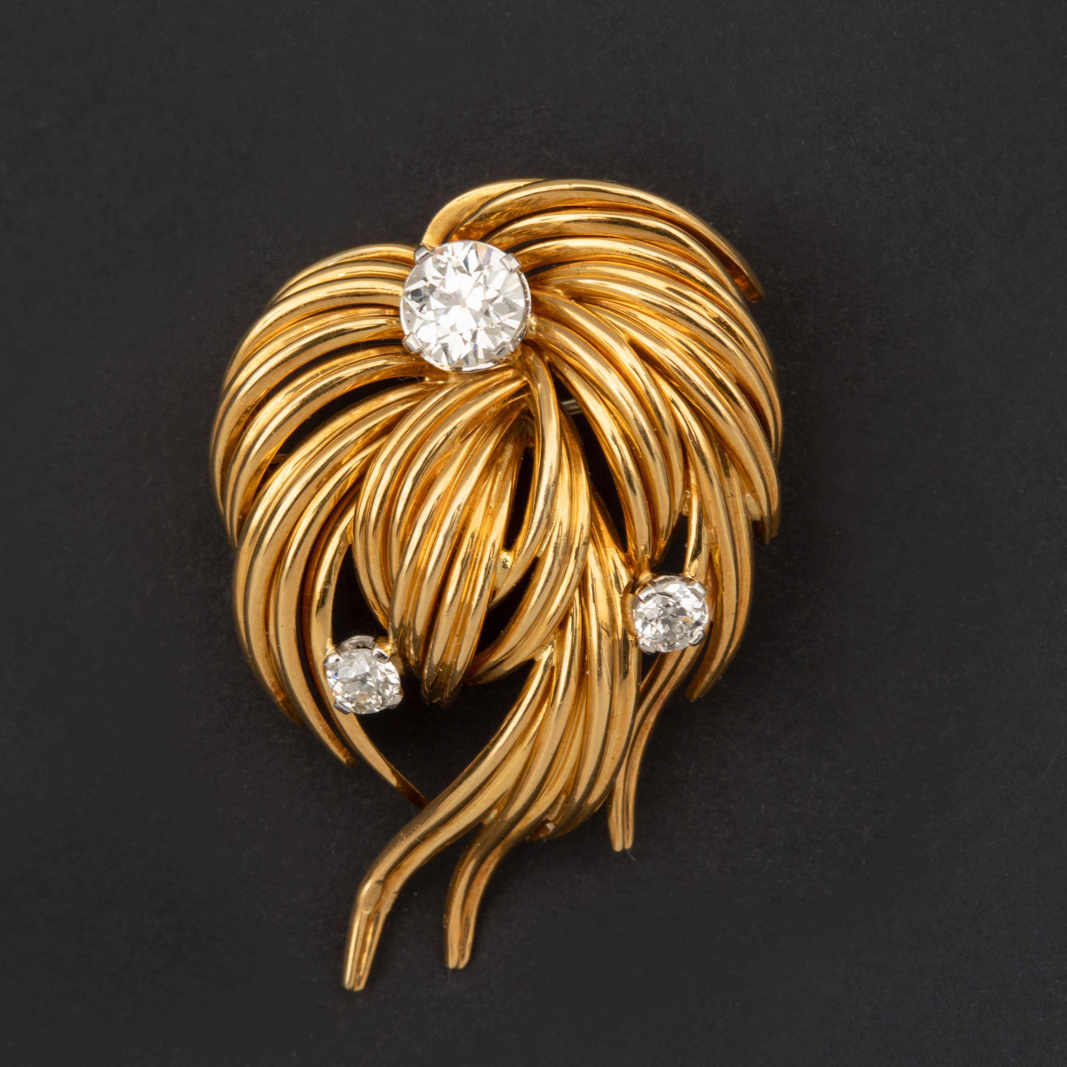 Hectic Brooch With Diamonds