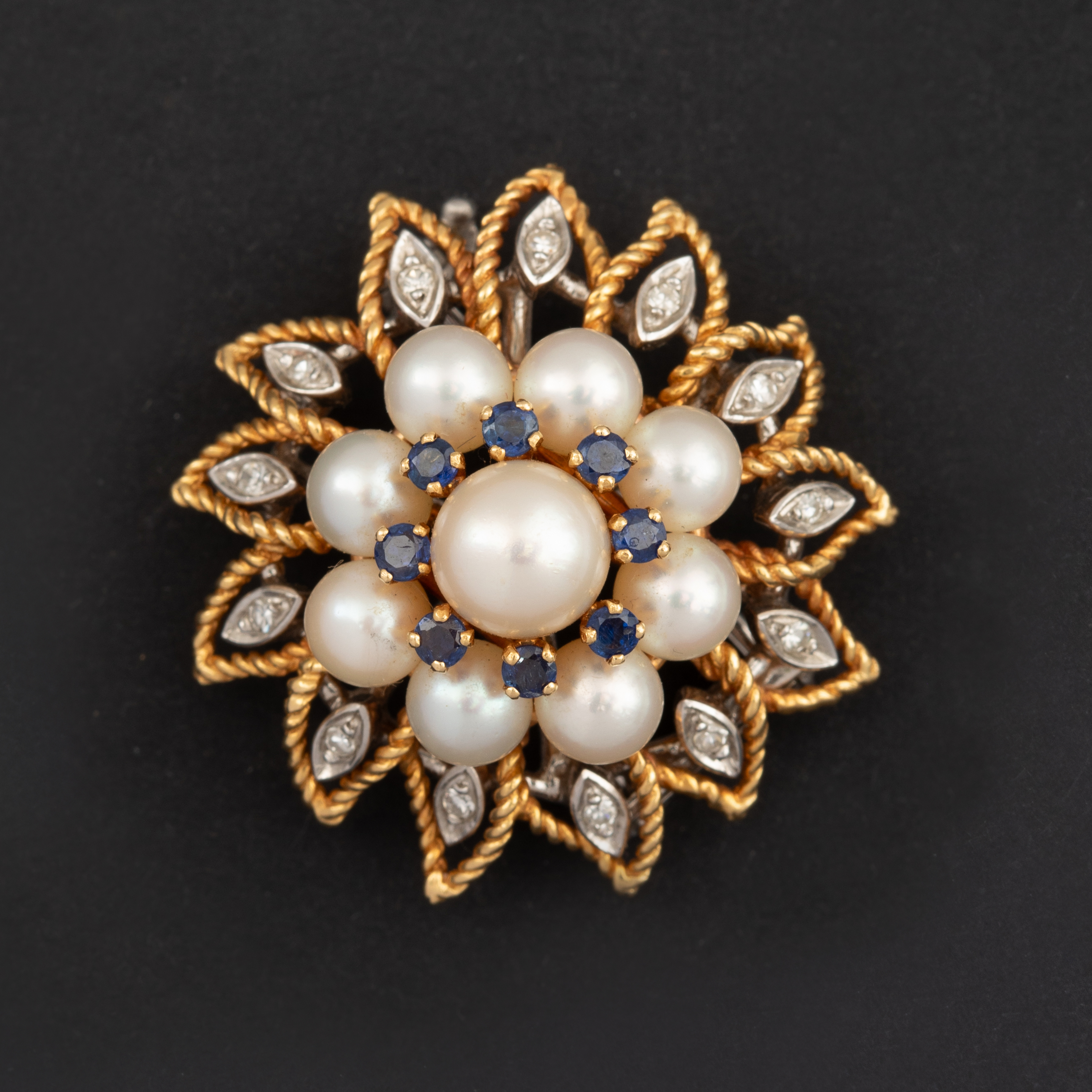 Vintage Flower with Pearls