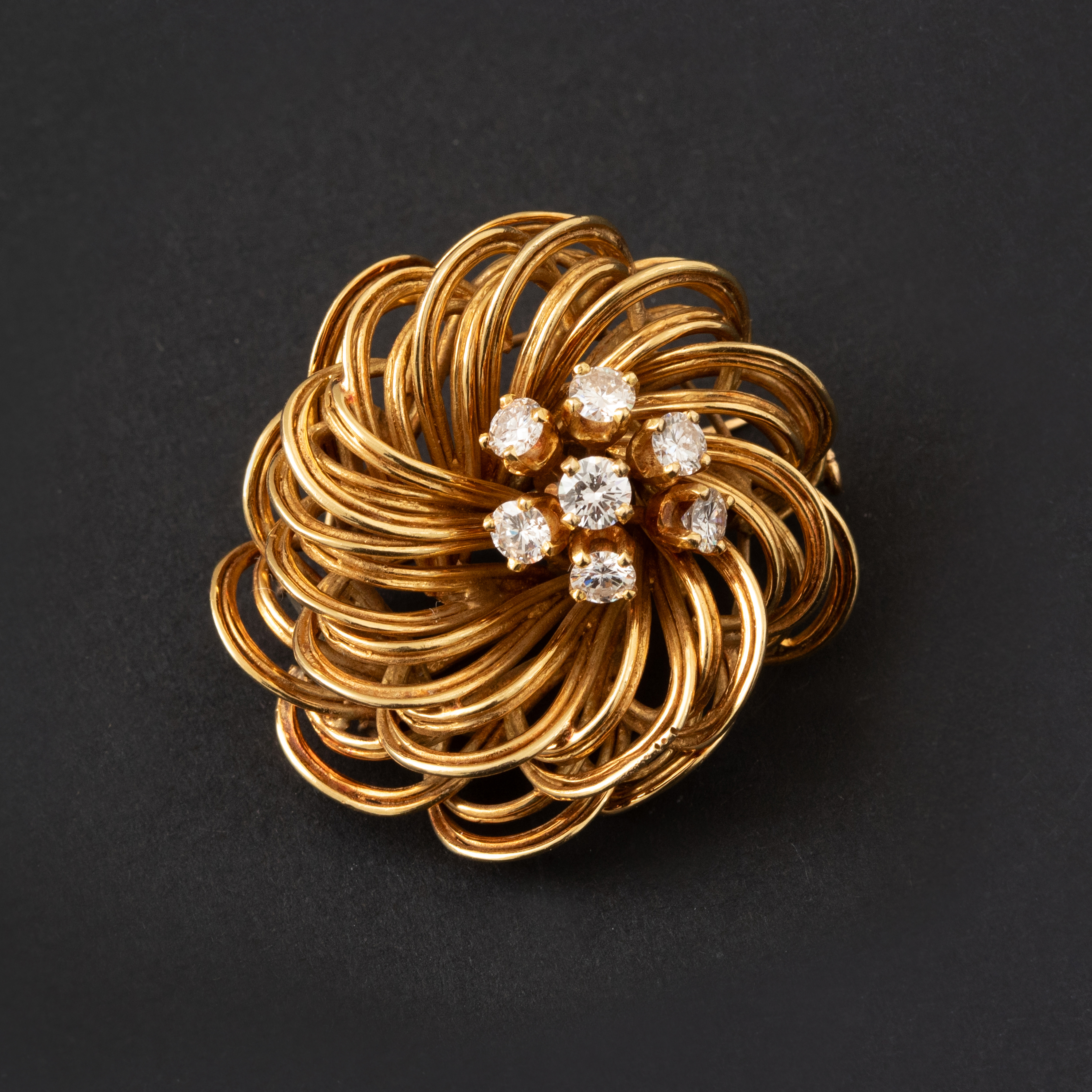 Broche Mouvementée avec Diamants