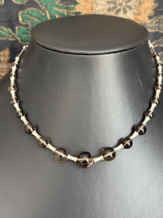 Collier "Vibration Minérale" en Quartz Fumé
