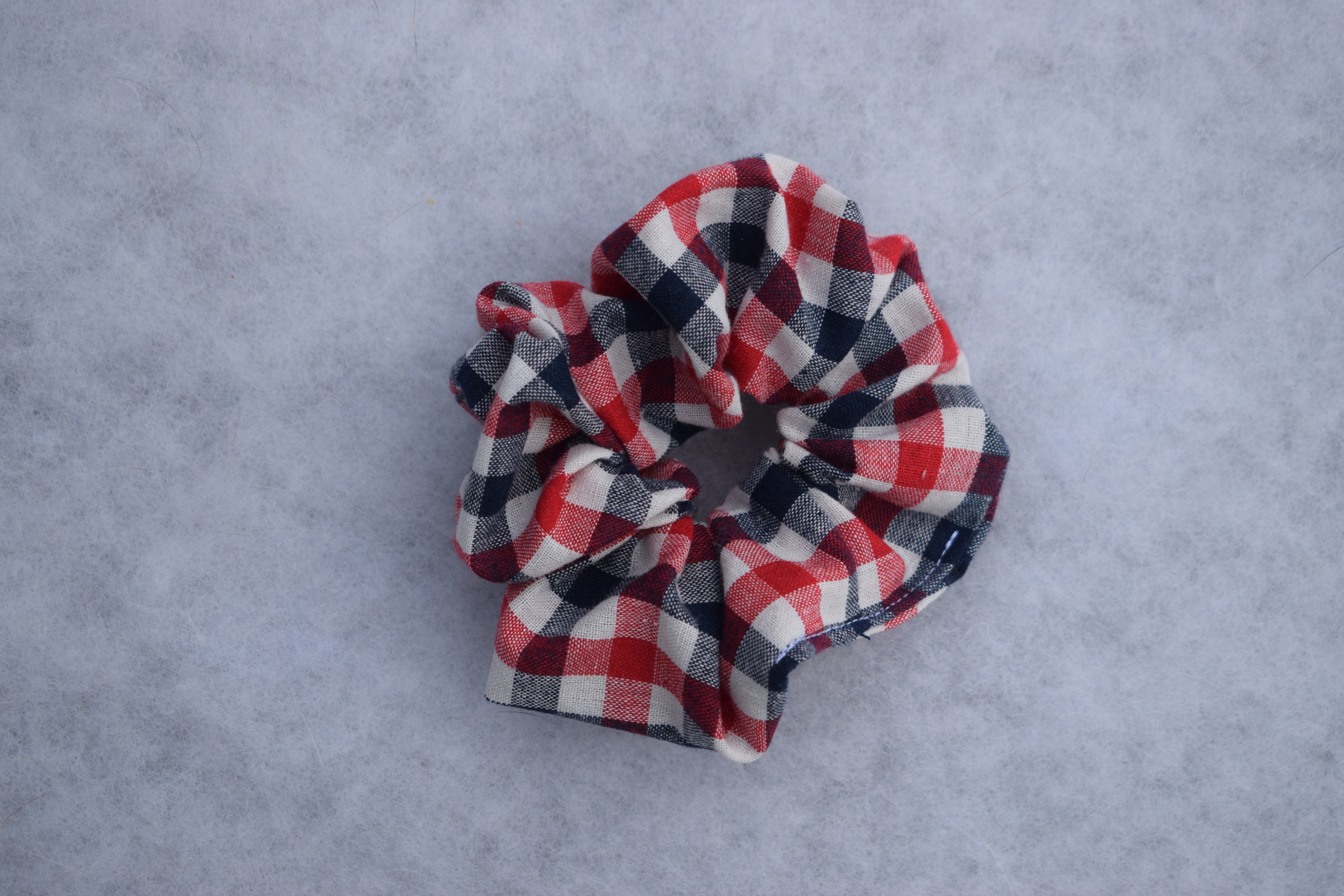 Chouchou vichy rouge et bleu