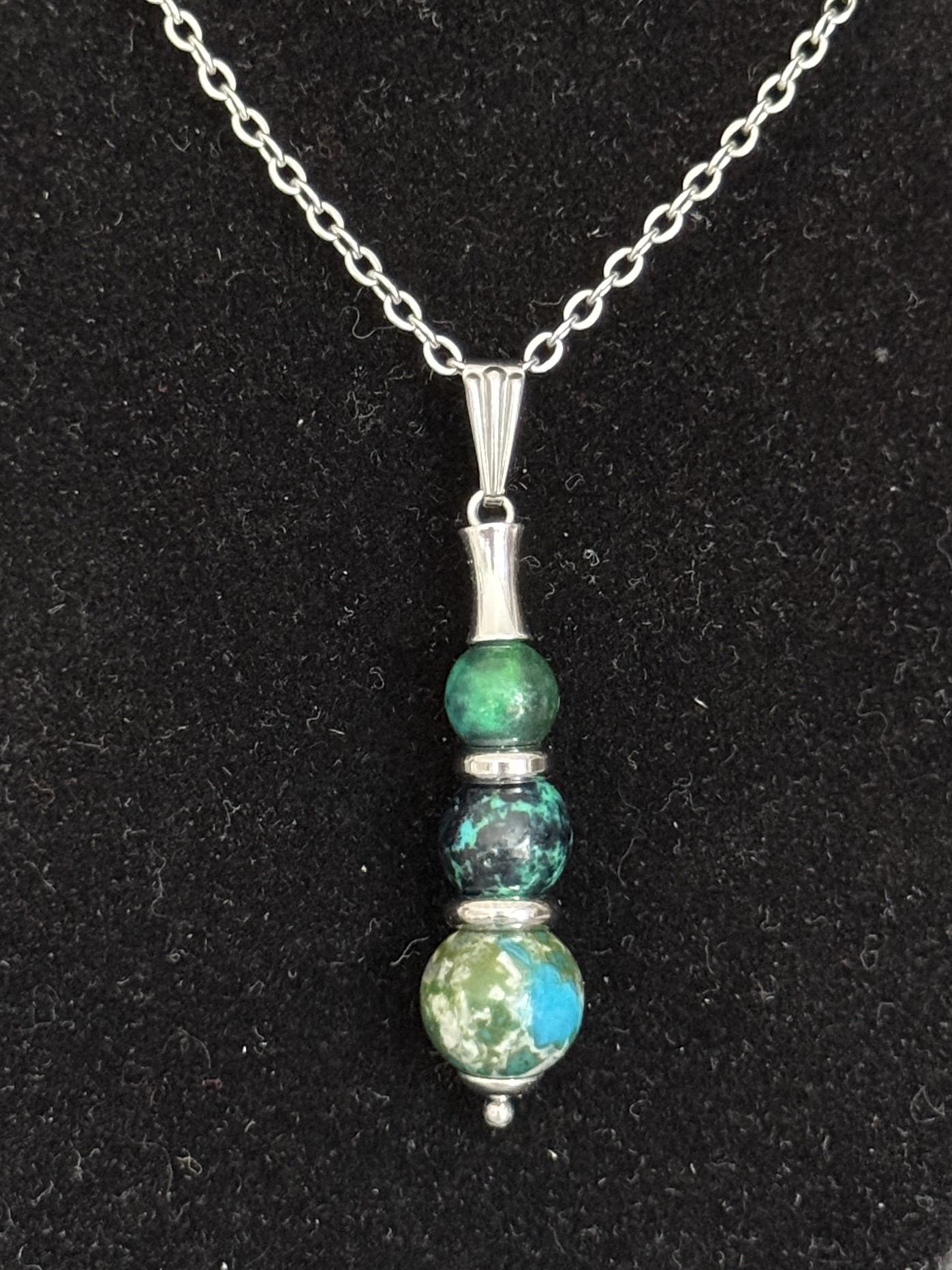Pendentif "Echo de Gaïa" en Chrysocolle