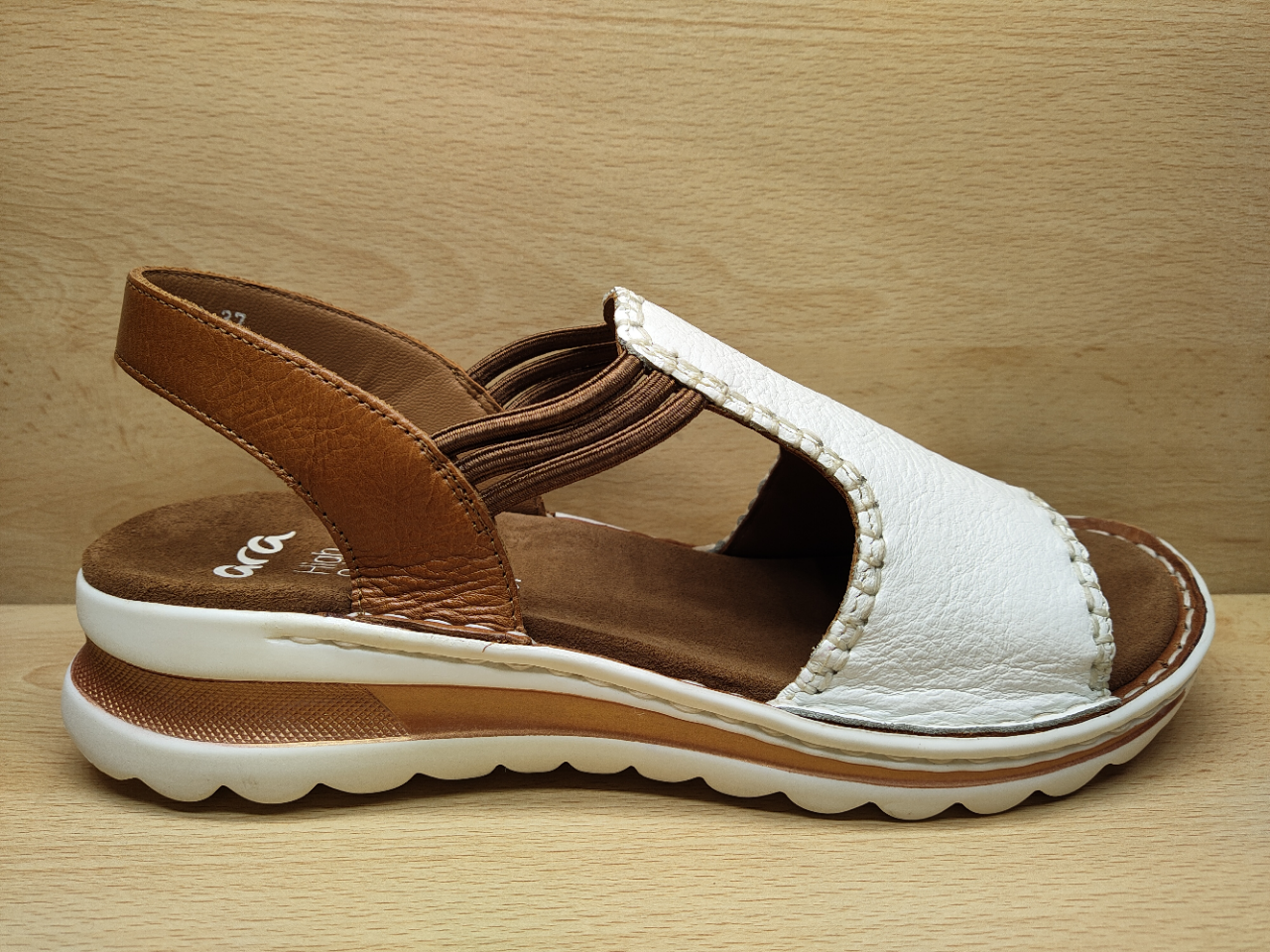 Nu-pied ARA 12-47225-14 Blanc / Cognac