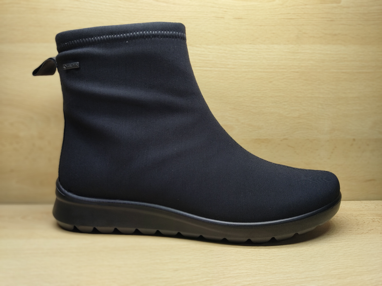 📌 C02F Ara bottillon GoreTex noir