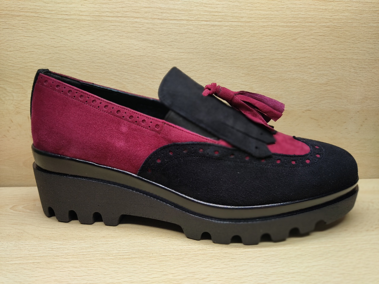 🔴 Mocassin YAN BASSY Velours Noir et rouge
