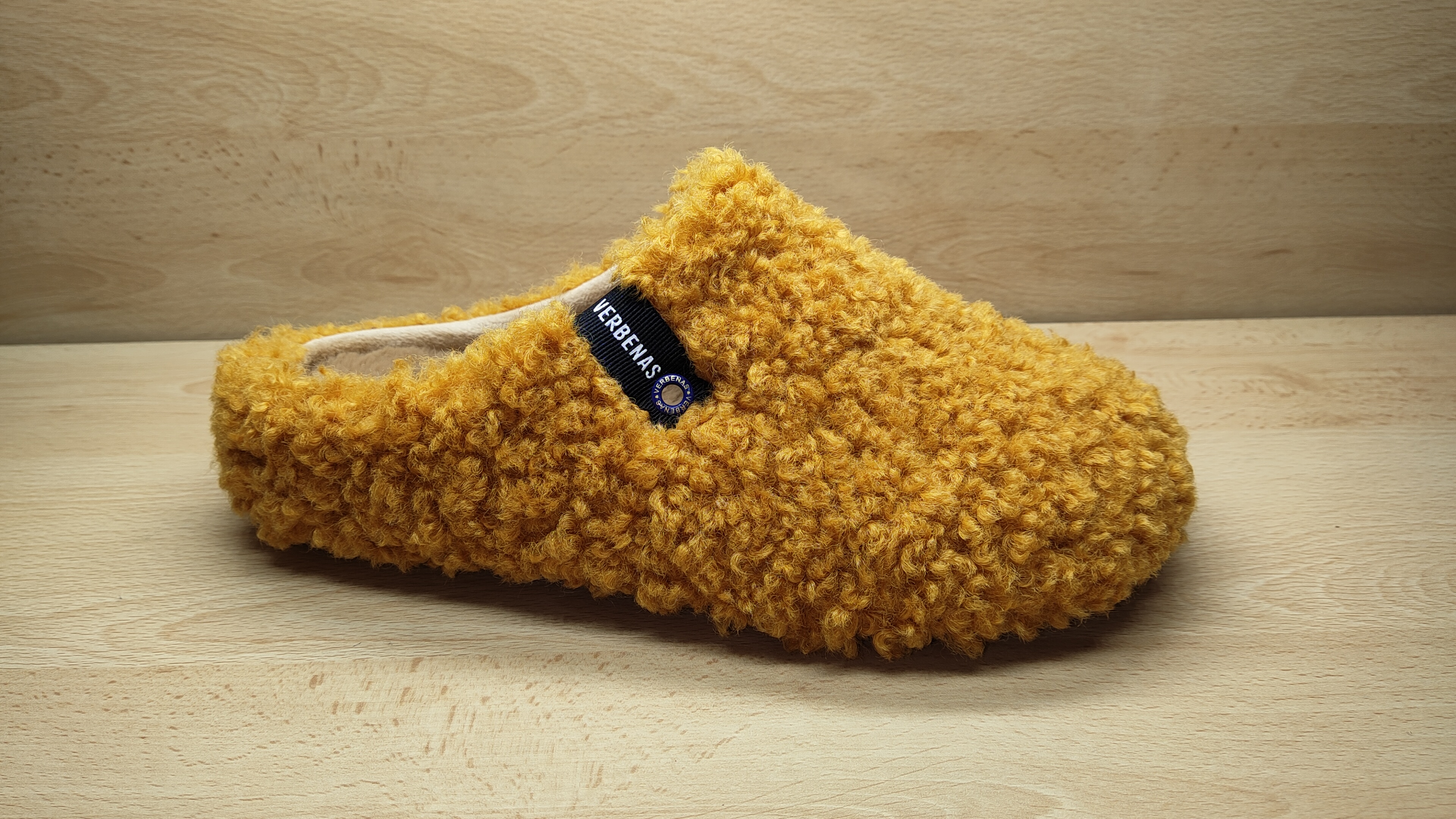 📌 Mule VERBENAS York Curly 105011