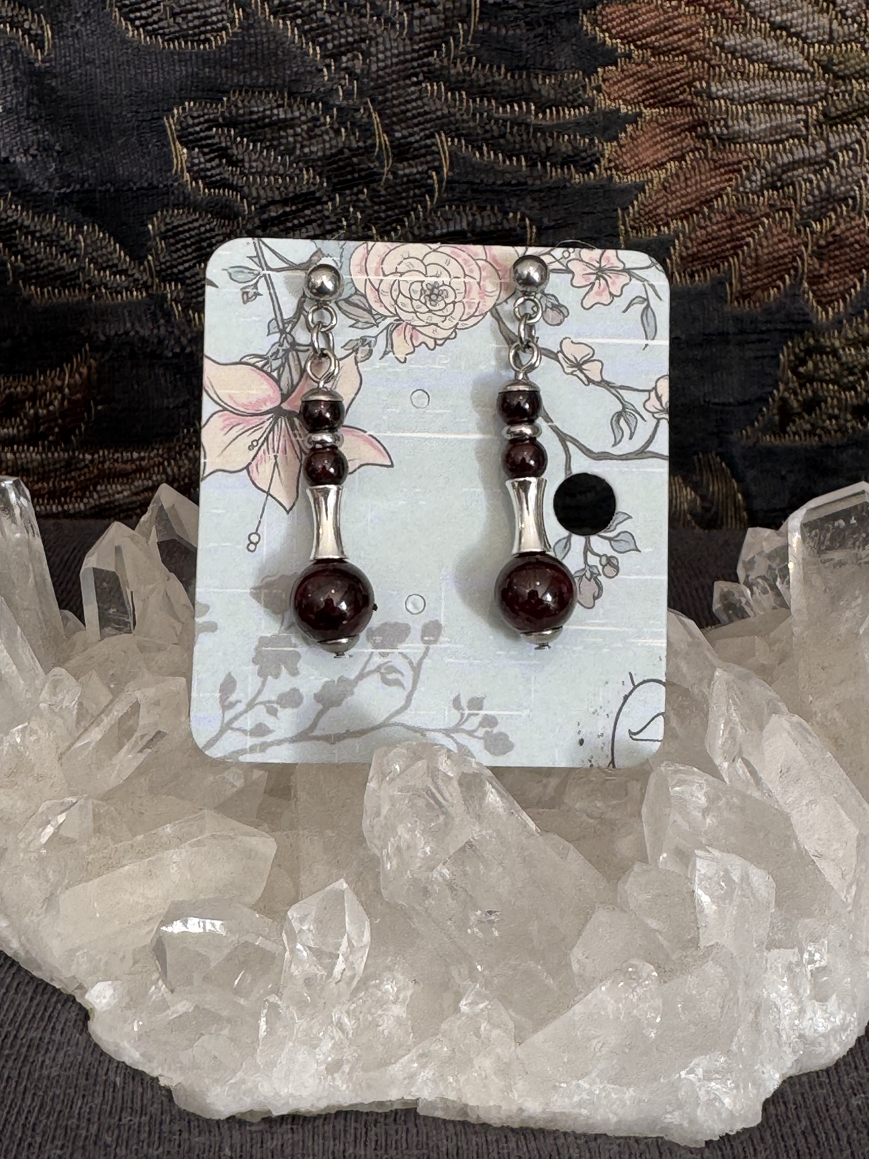 Boucles d'oreilles "Vibration Minérale" en Grenat