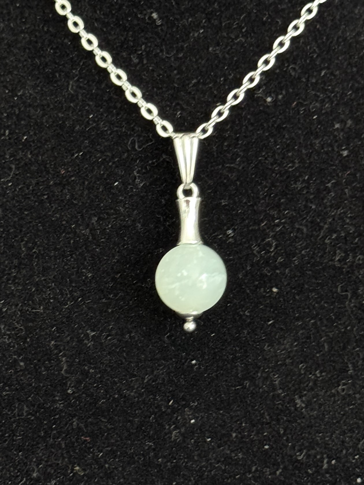 Pendentif "Vibration Minérale" en Jade