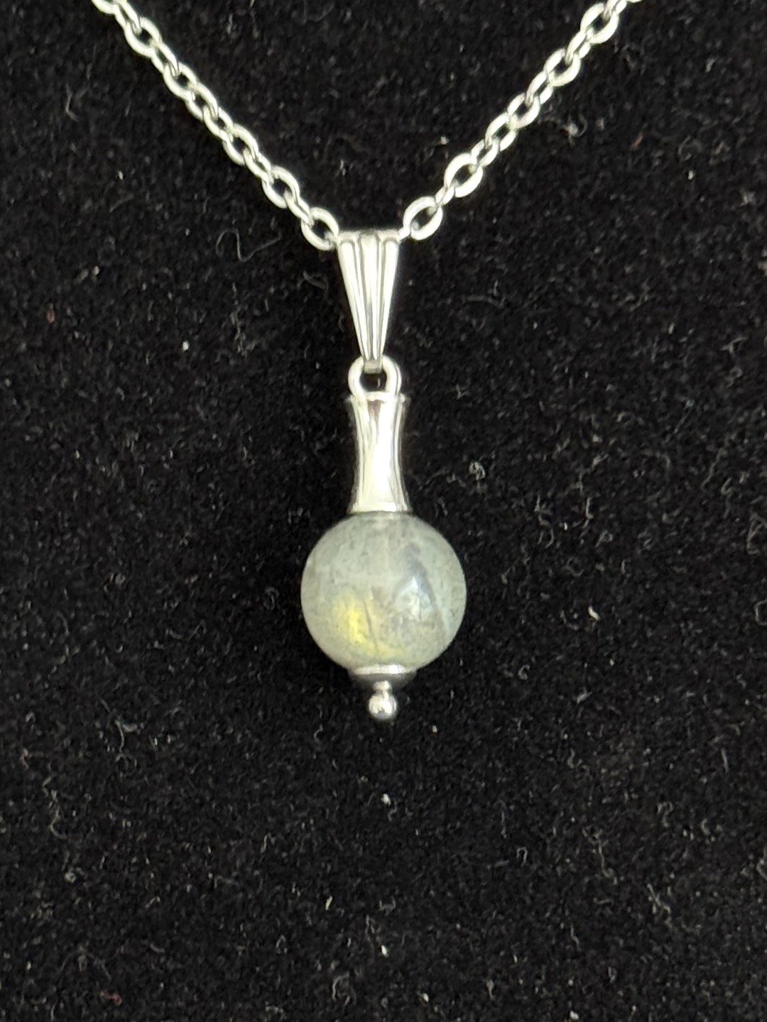 Pendentif "Vibration Minérale" en Labradorite