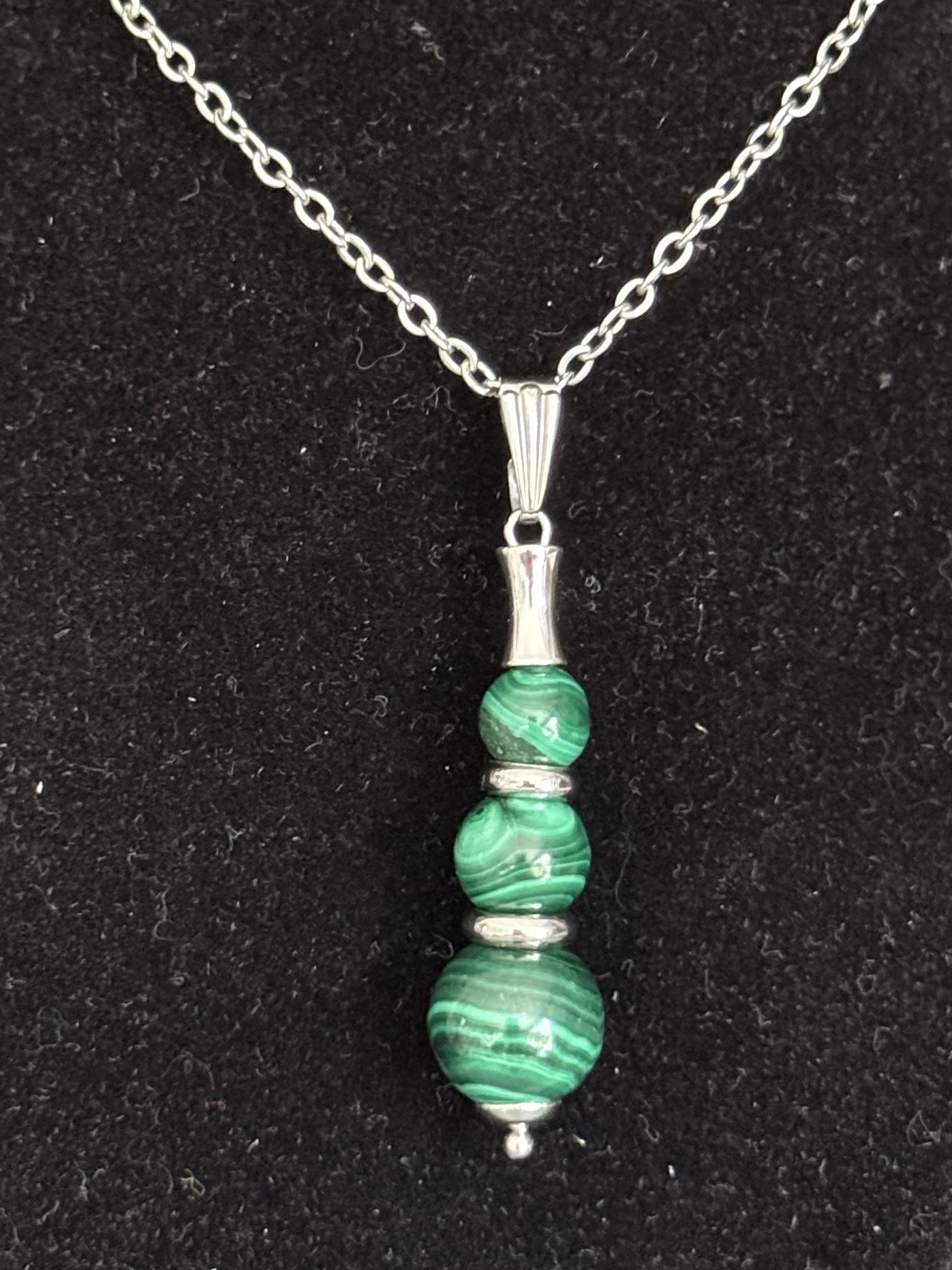 Pendentif "Echo de Gaïa" en Malachite