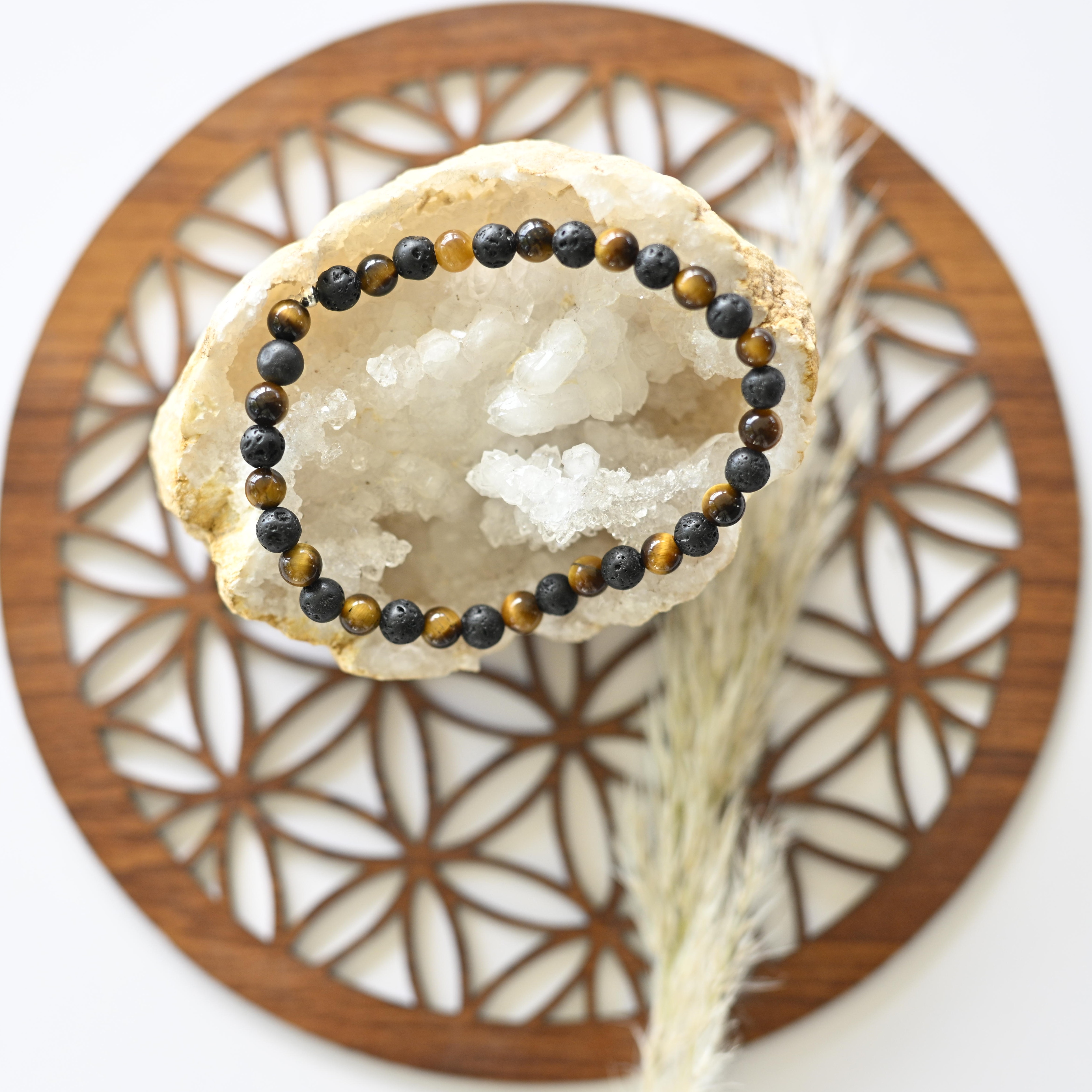 Oeil de tigre et pierre de lave 6MM