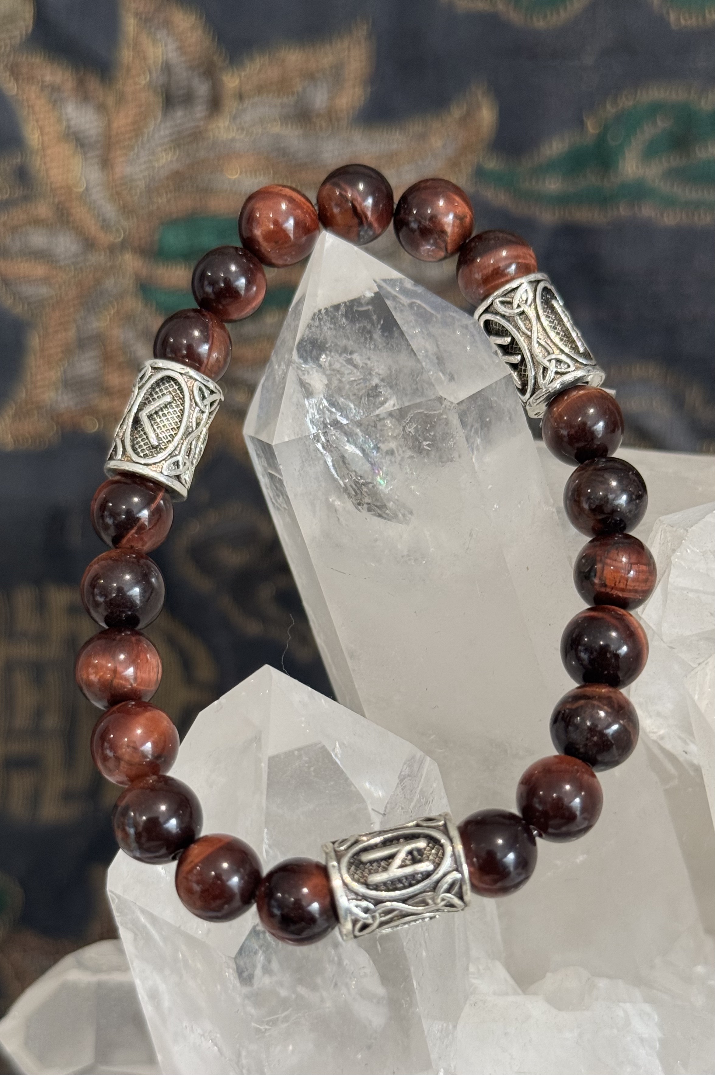 Bracelet "Runique" en Œil de Taureau