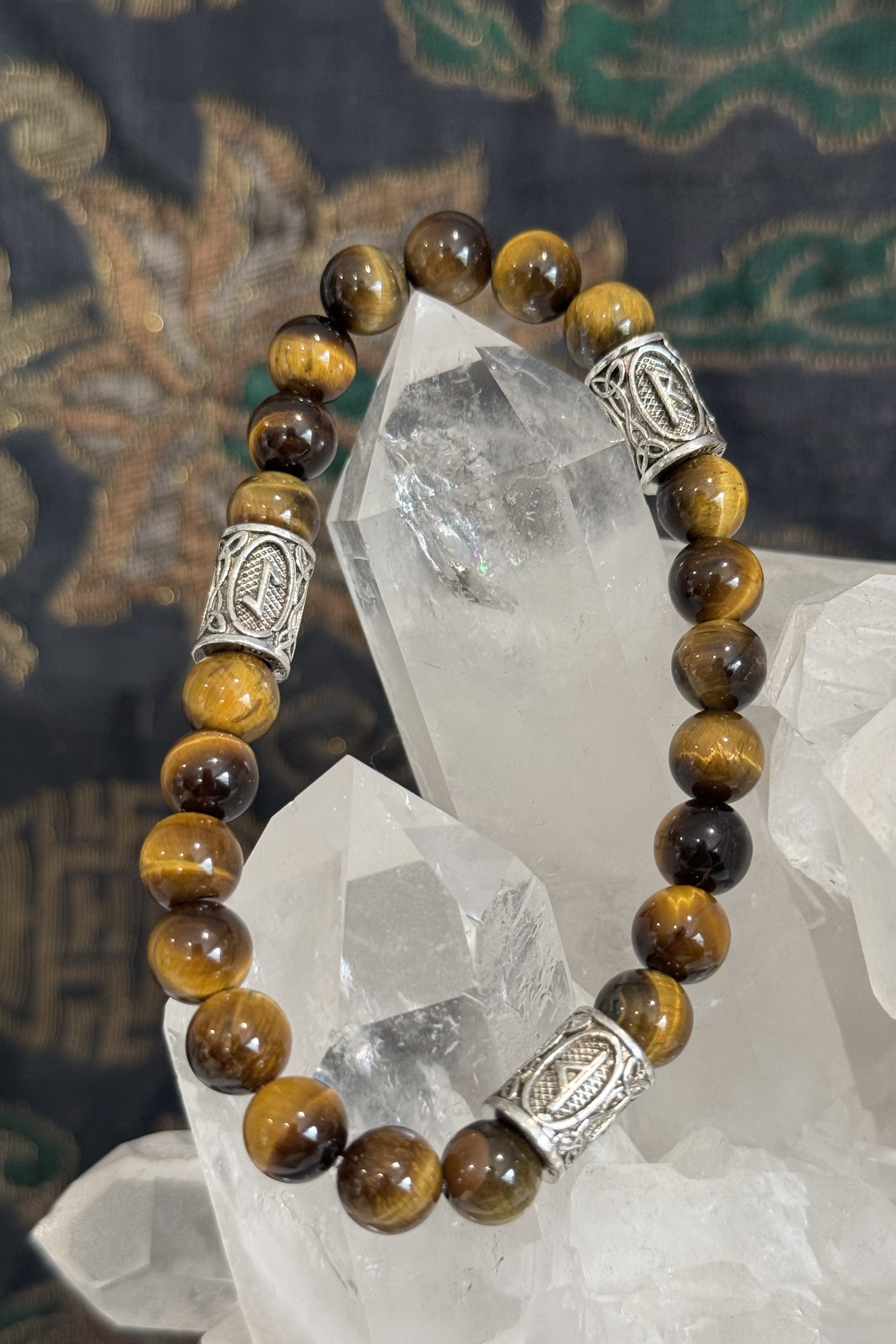 Bracelet "Runique" en Œil de Tigre