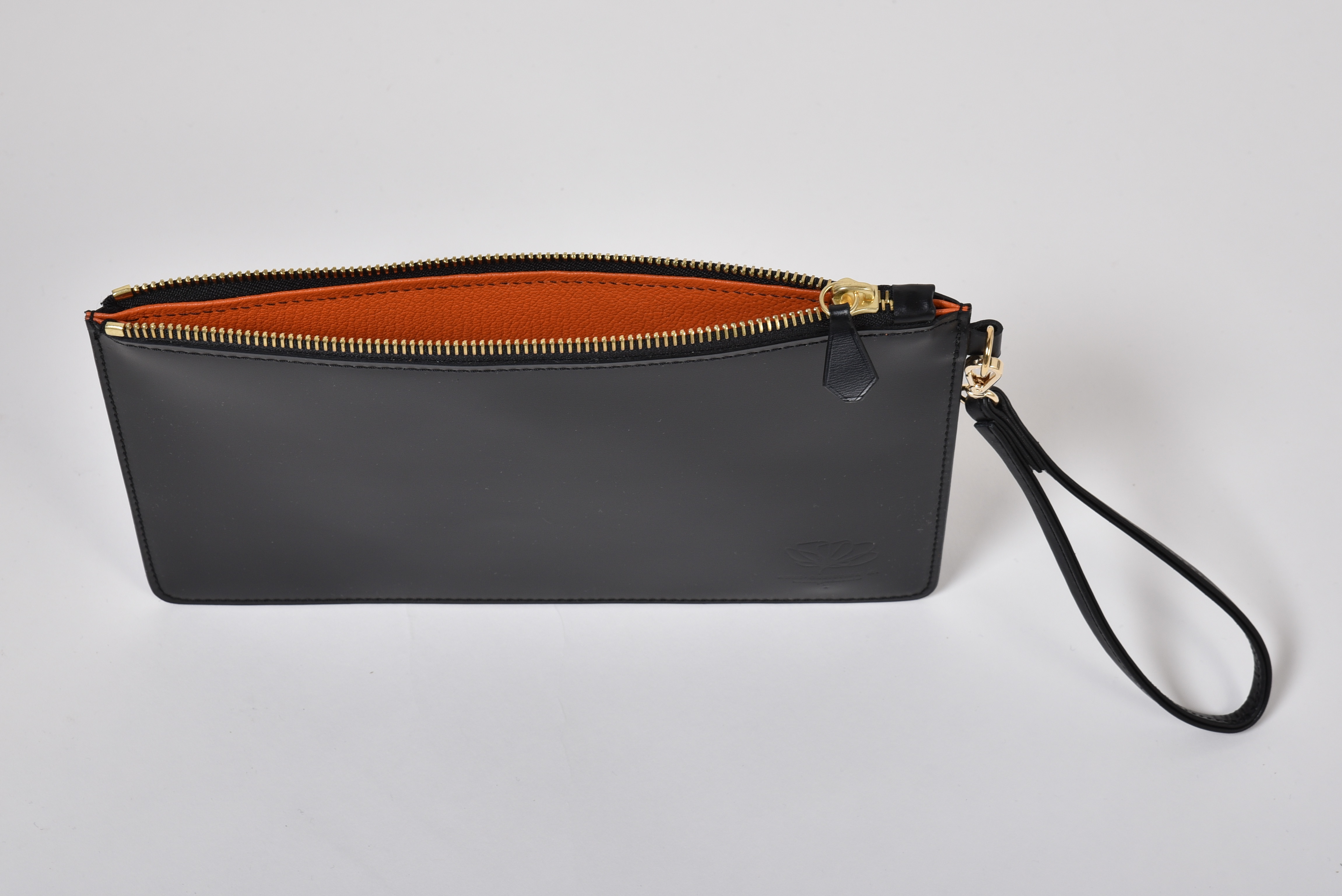 POCHETTE PLATE ZIPPEE  « MALLORY » noir/orange