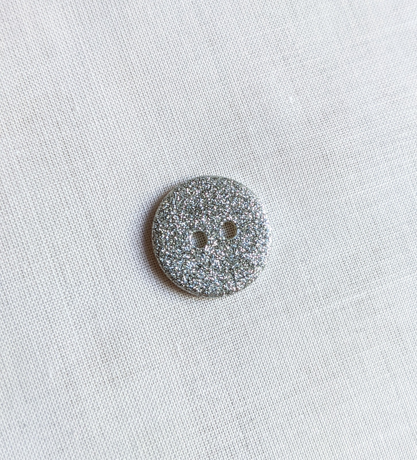 Bouton 2 trous nacre à paillettes - 15mm