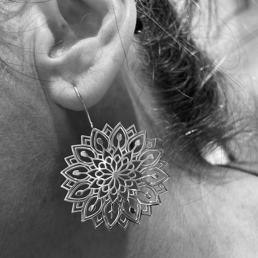 Mehndi earrings