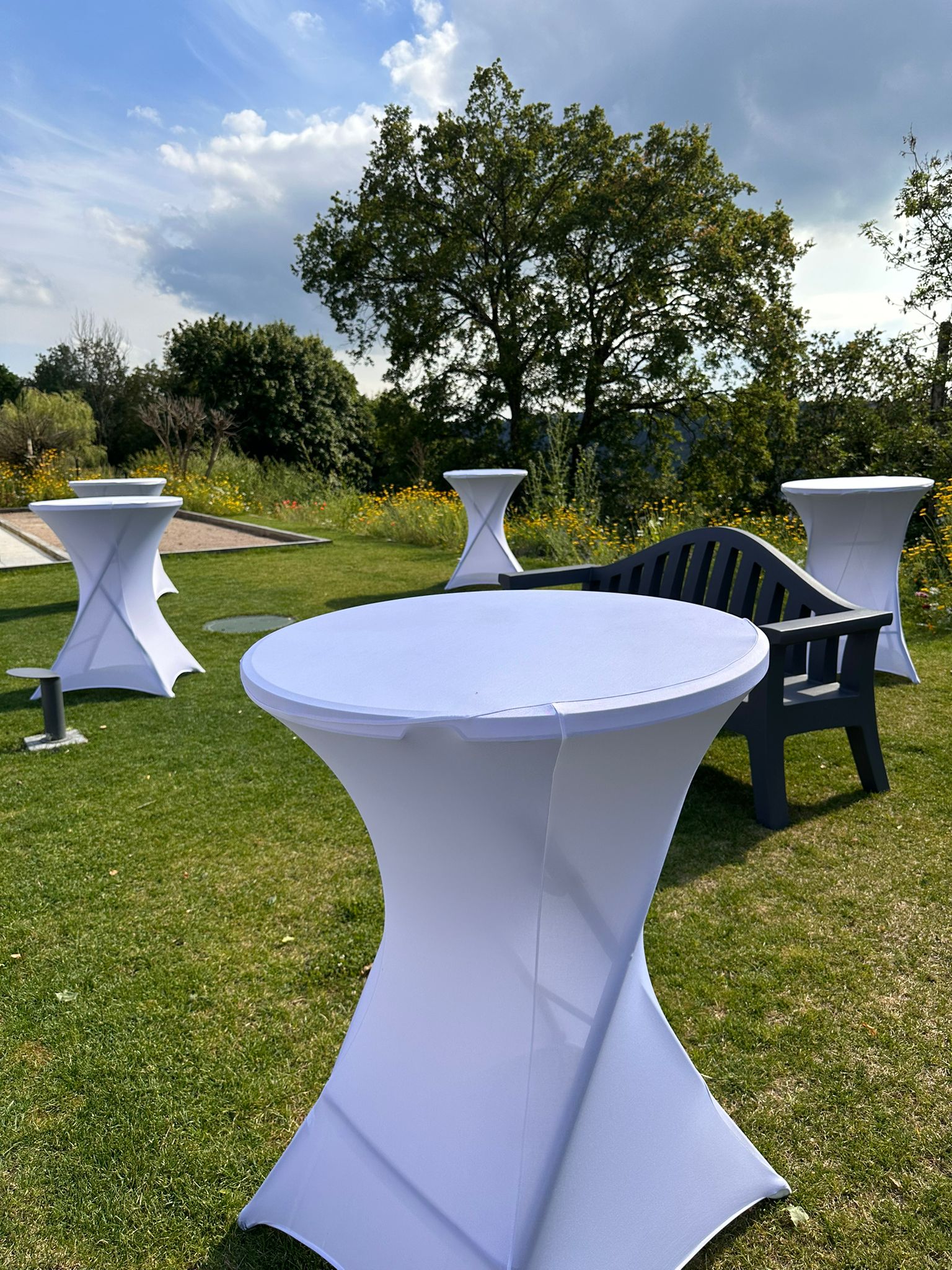 Mange-debout avec housse