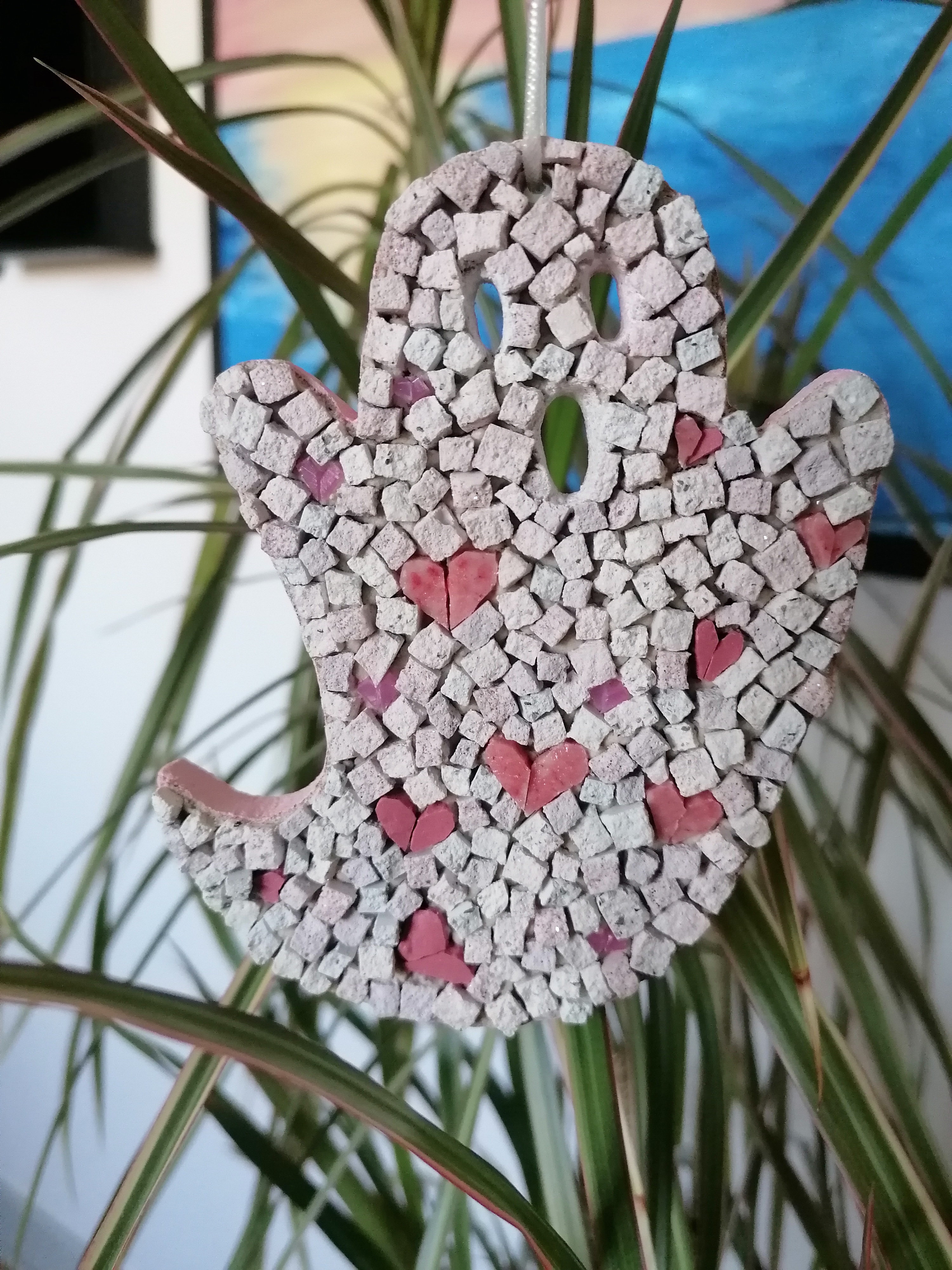the ghost with the hearts