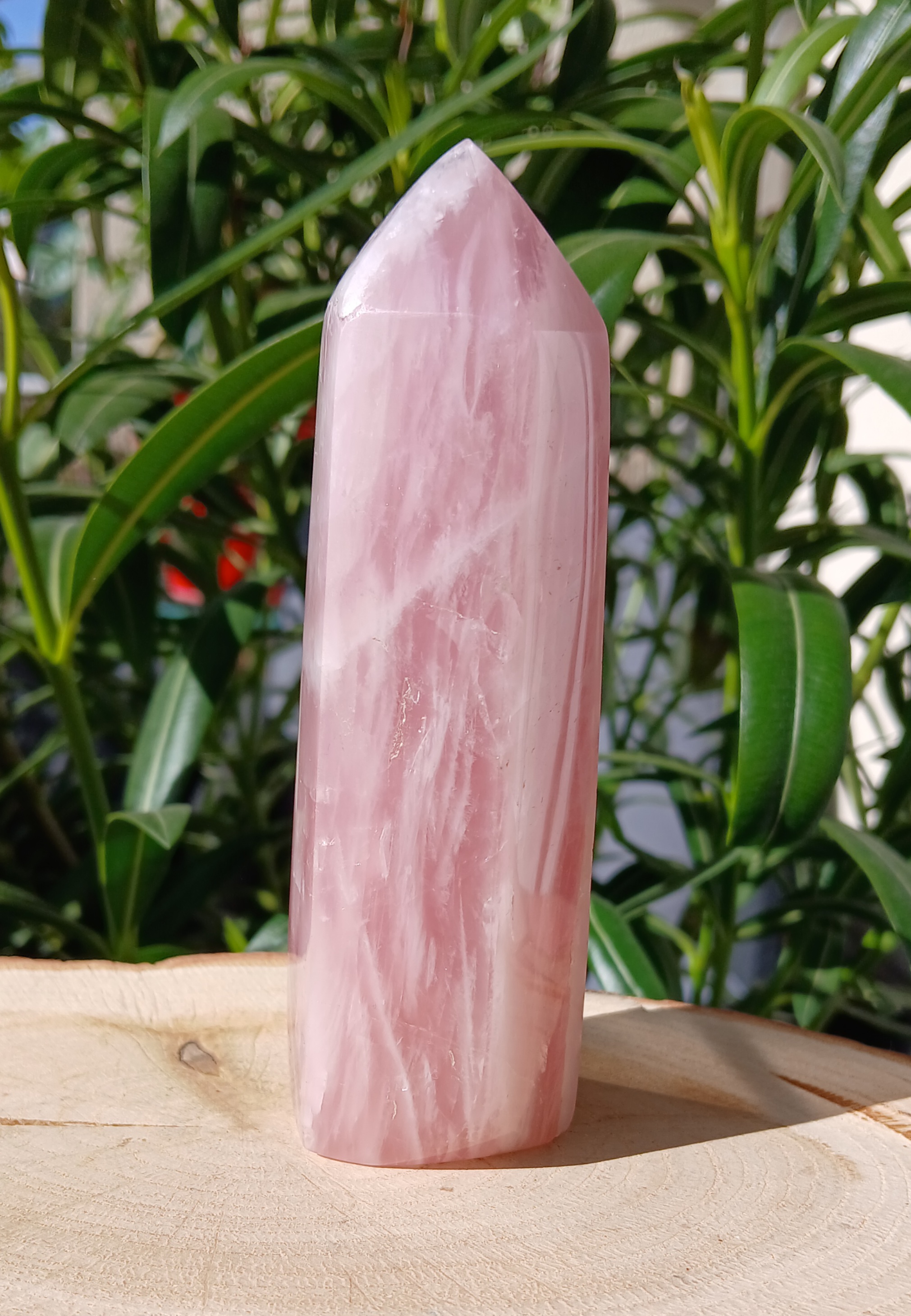 Pointe en Quartz Rose – Amour profond & douceur régénérante