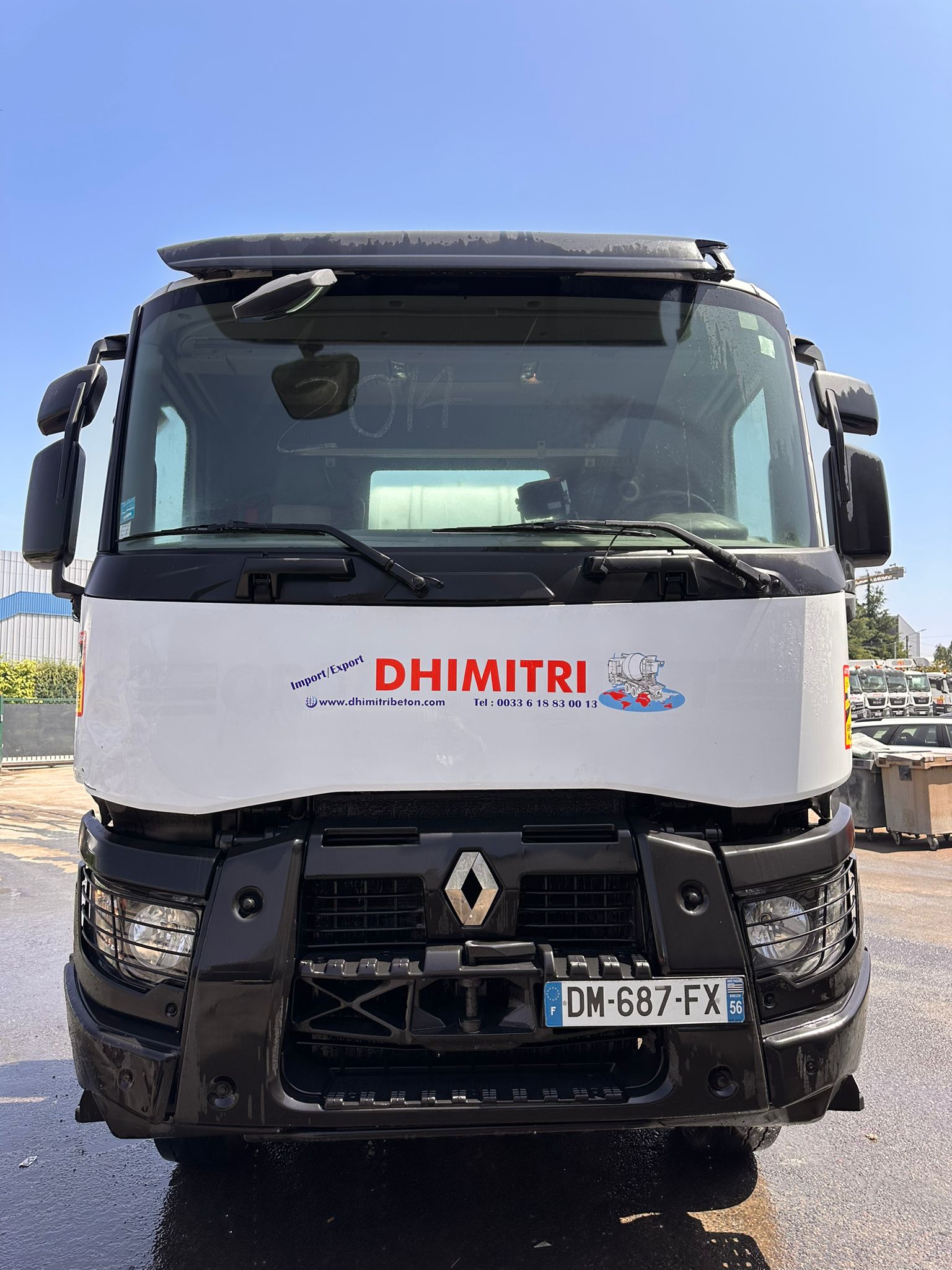 DM-687-FX / Année 2014