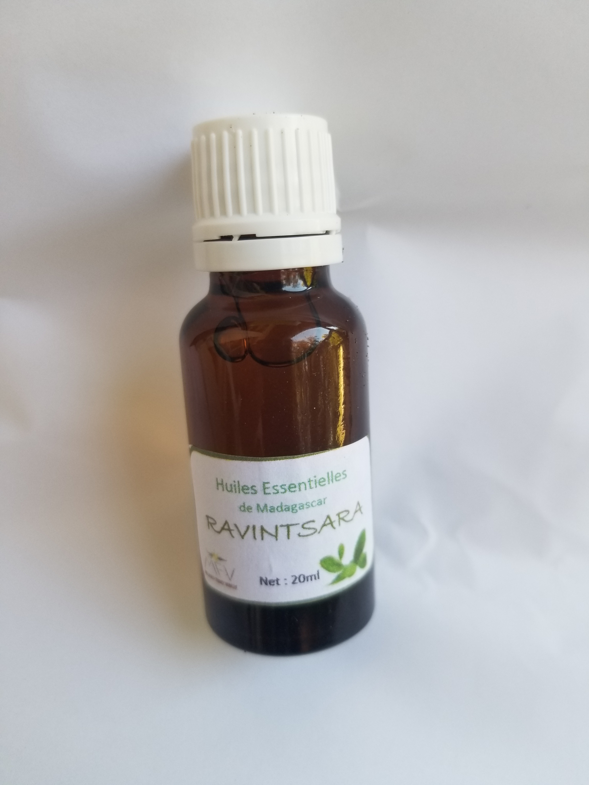 20 ml de huile essentielle de ravintsara de Madagascar