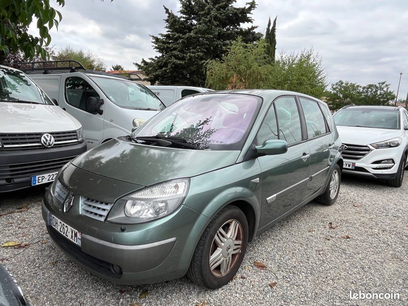 renault scenic 2.0i 136ch