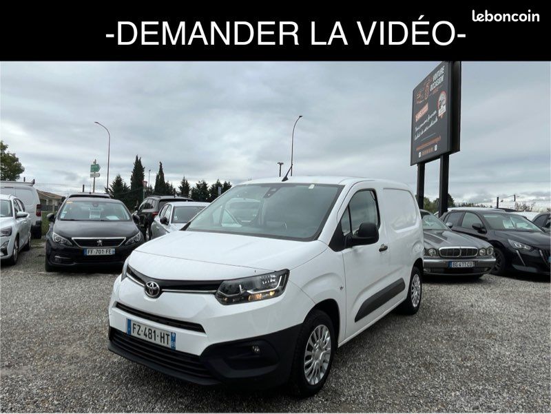 Toyota Proace city 1.5D 100ch D-4D 3 Places / camera de recul Entretien complet effectuer