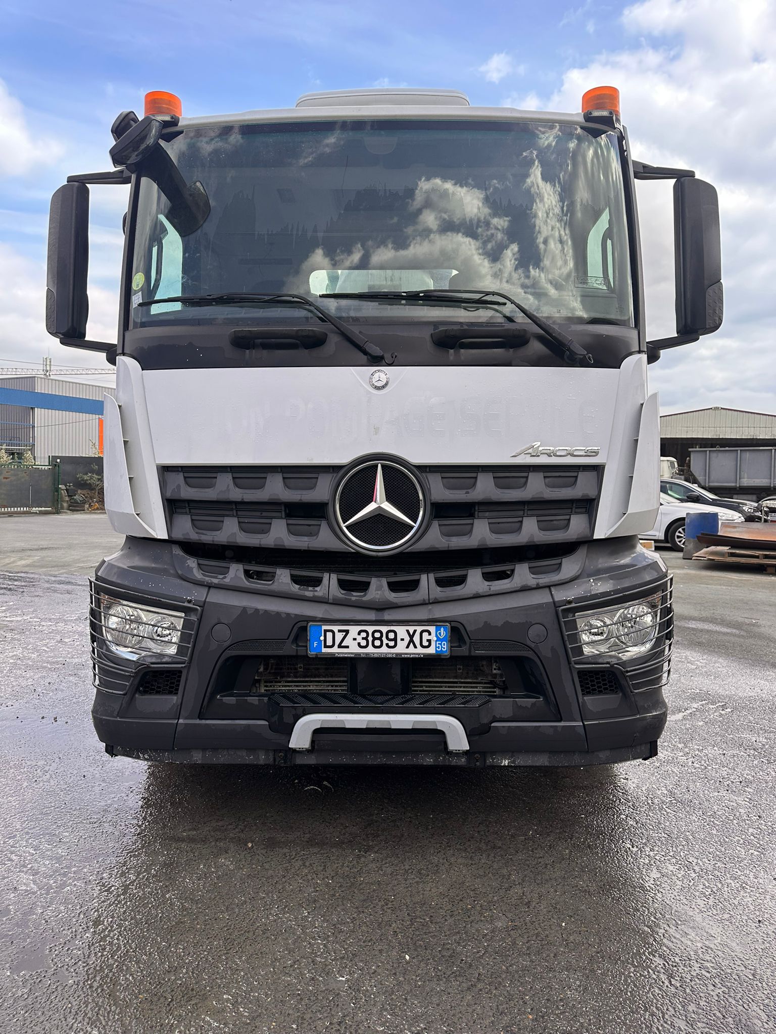 DZ-389-XG / Année 2016 / Pompe à béton Putz 31m 