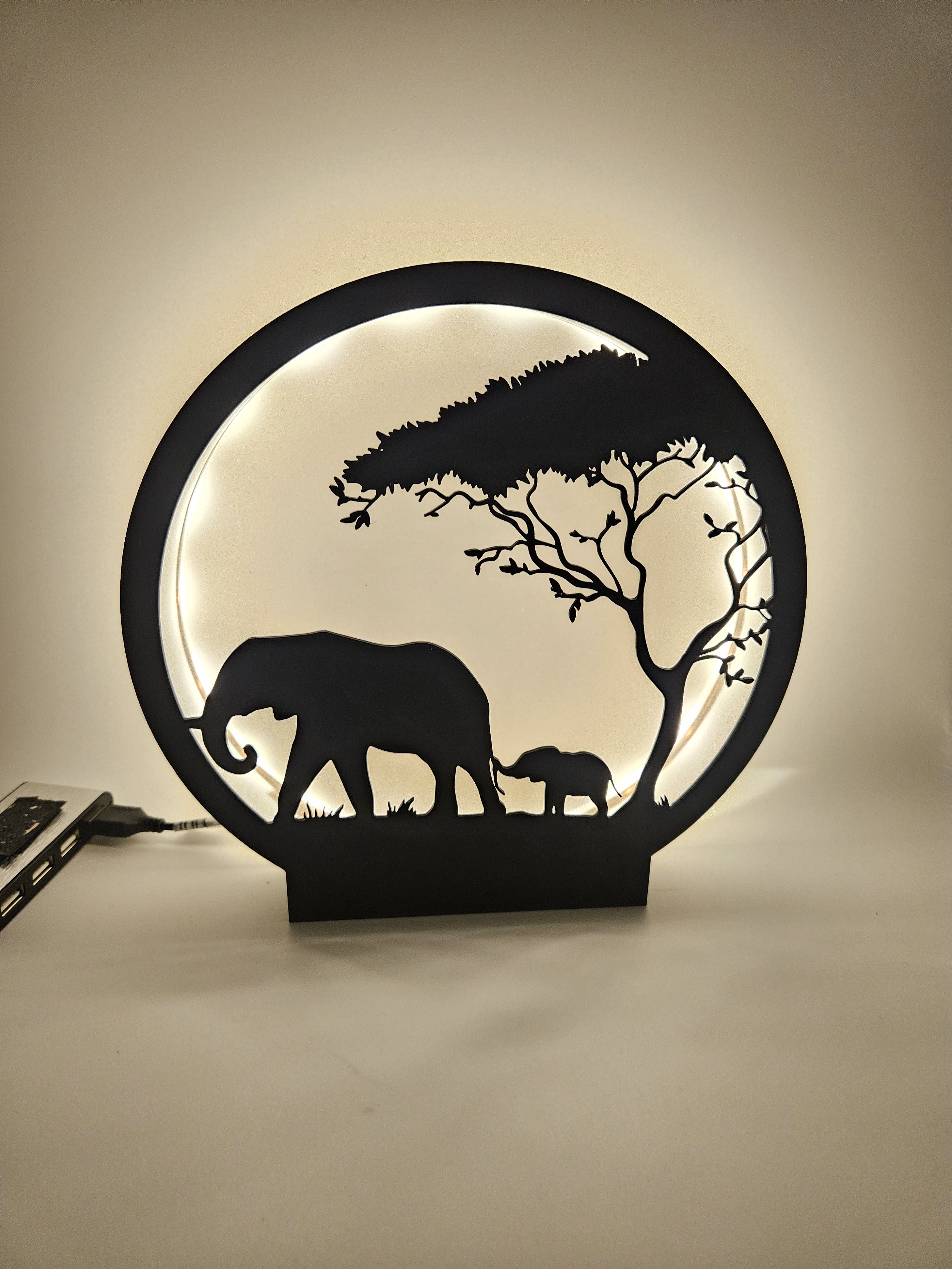 Lampe moderne lumineuse savane 