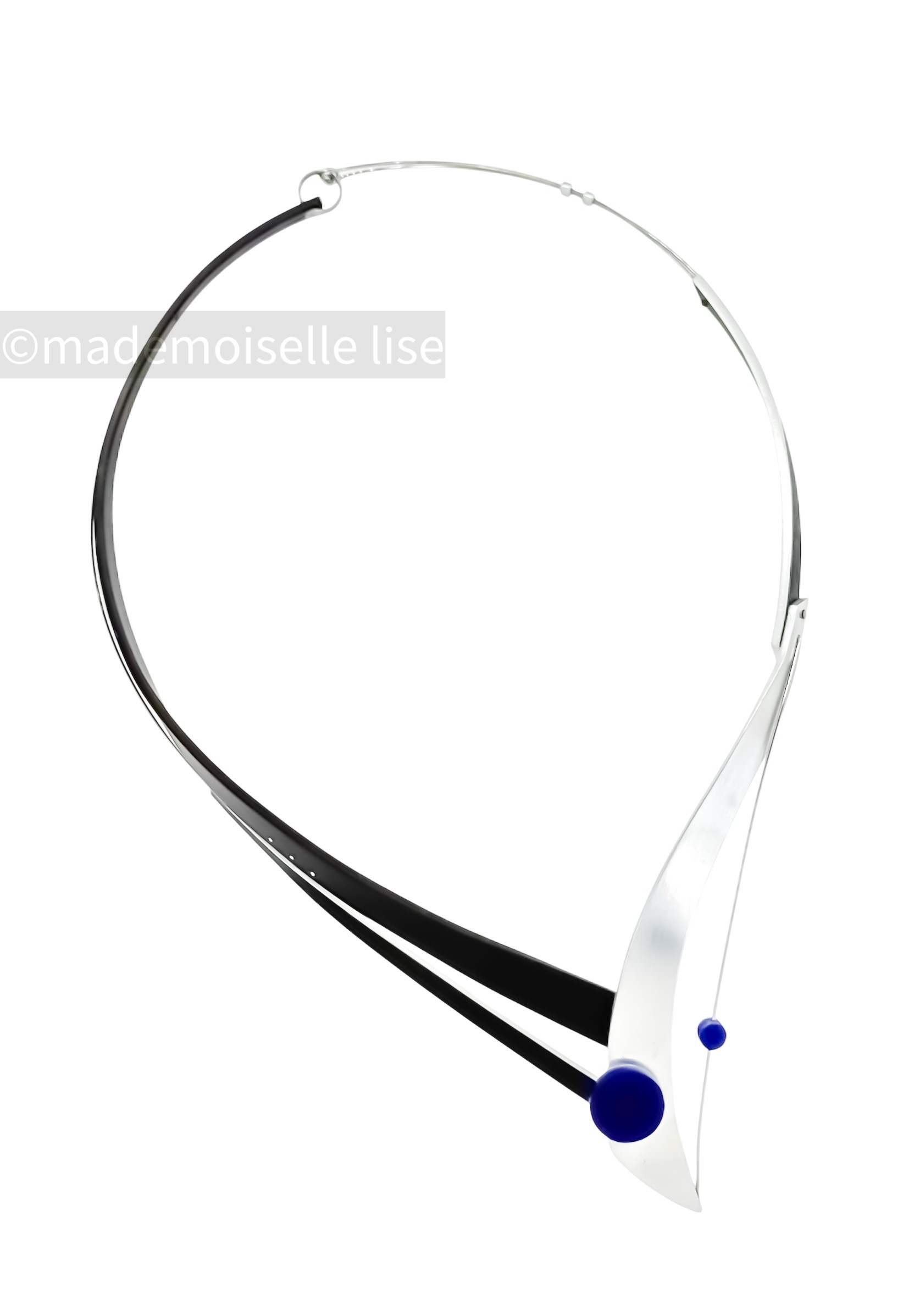 Collier C19