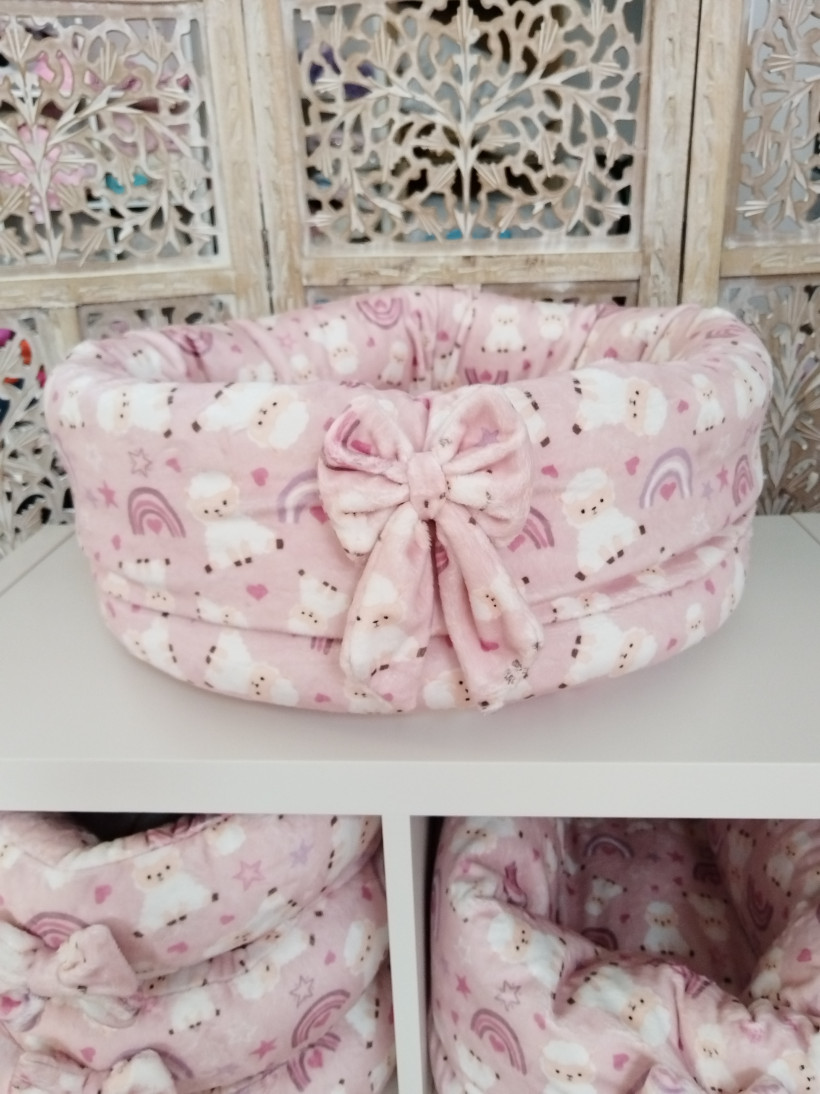 Chauffeuse - Les trois Petits Moutons de Madame M.