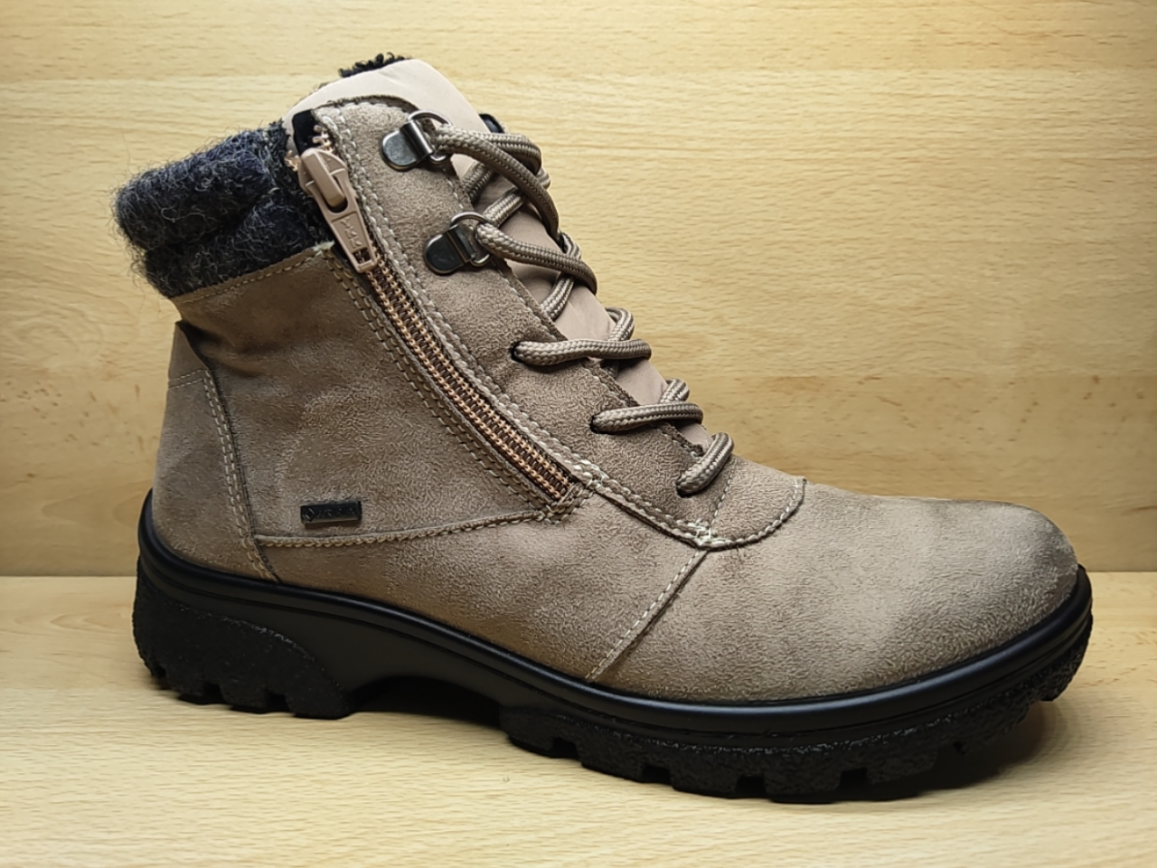 📌 C02F Ara bottillon à lacets GoreTex + zip