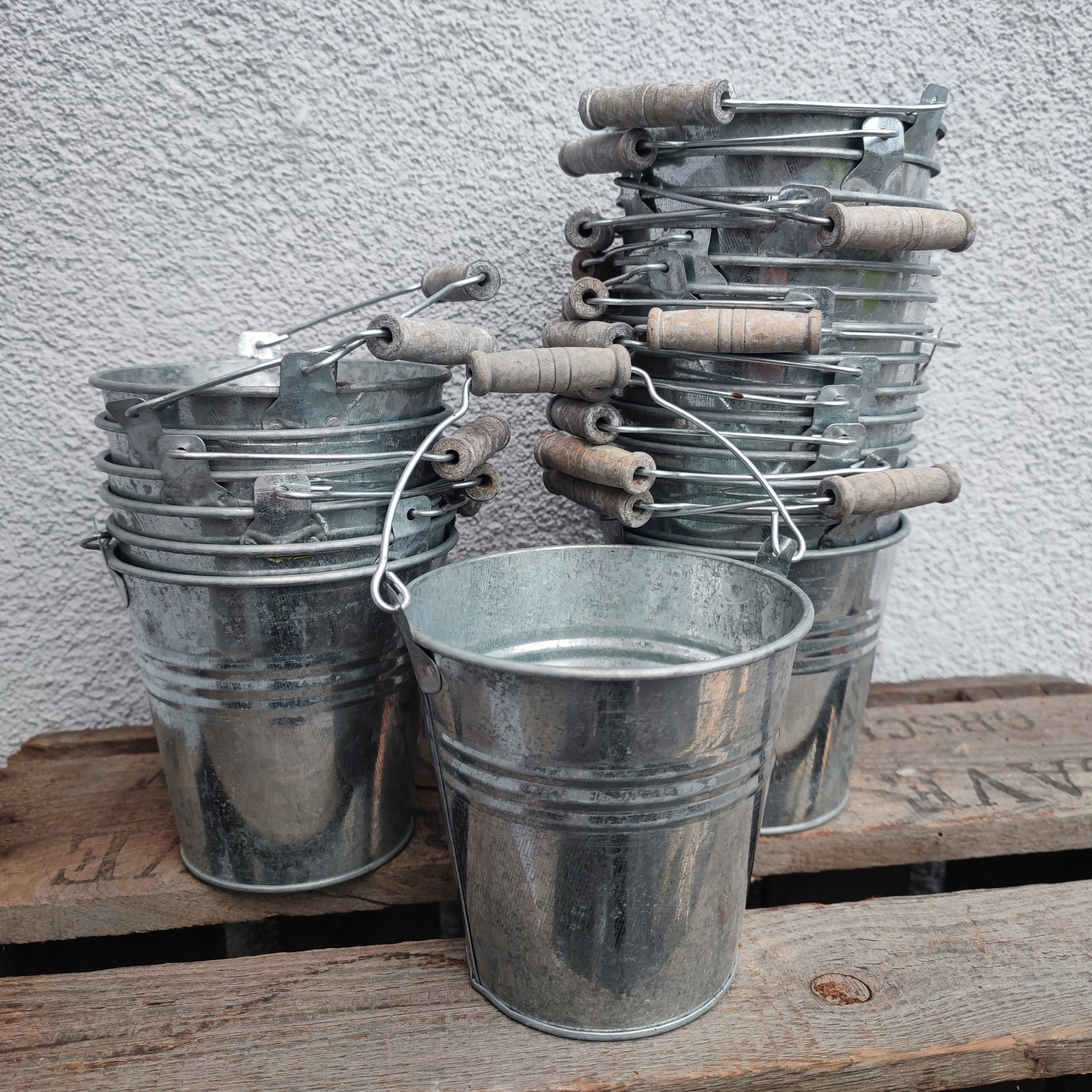 Lot de 6 petits seaux gris avec anses bois