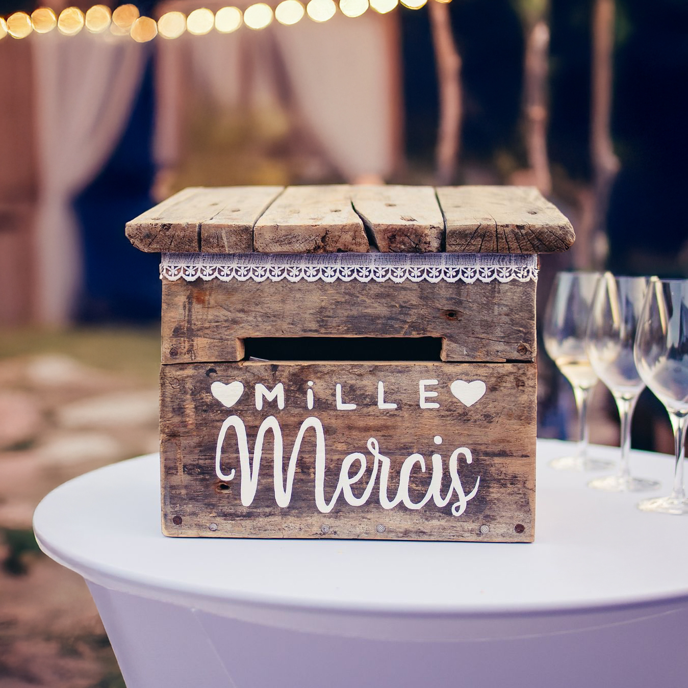 Urne en bois “Mille Mercis”