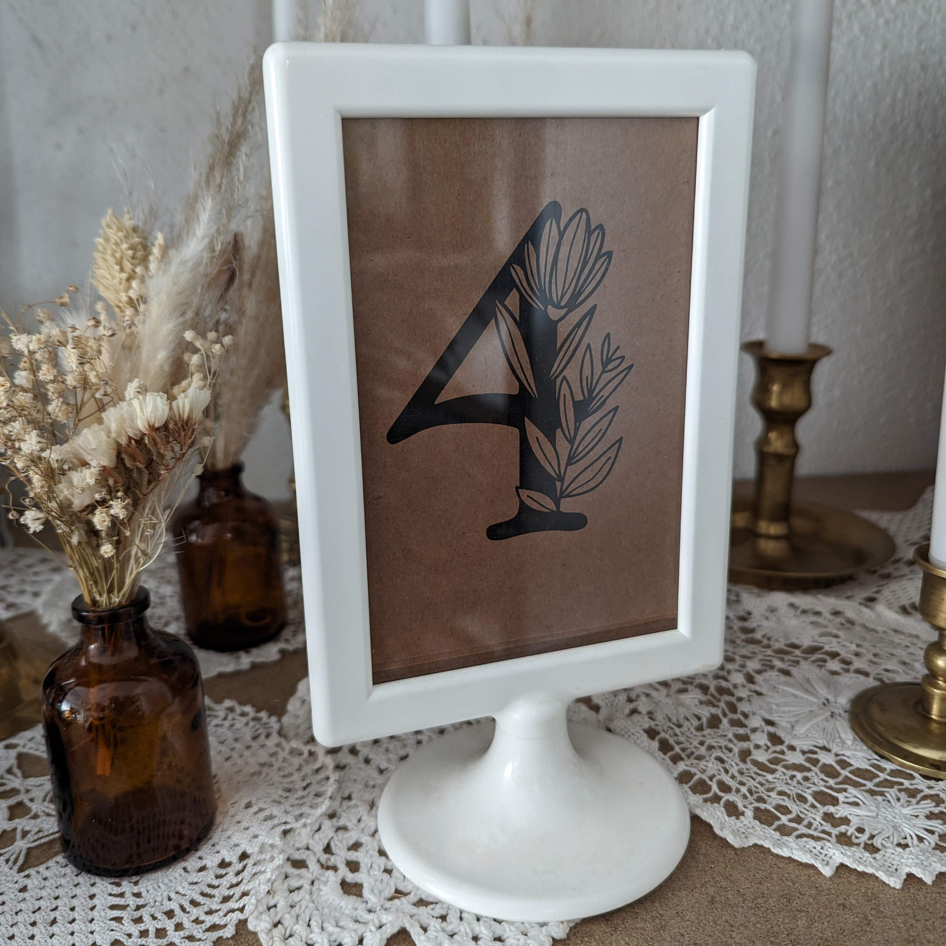 Cadres blancs à poser