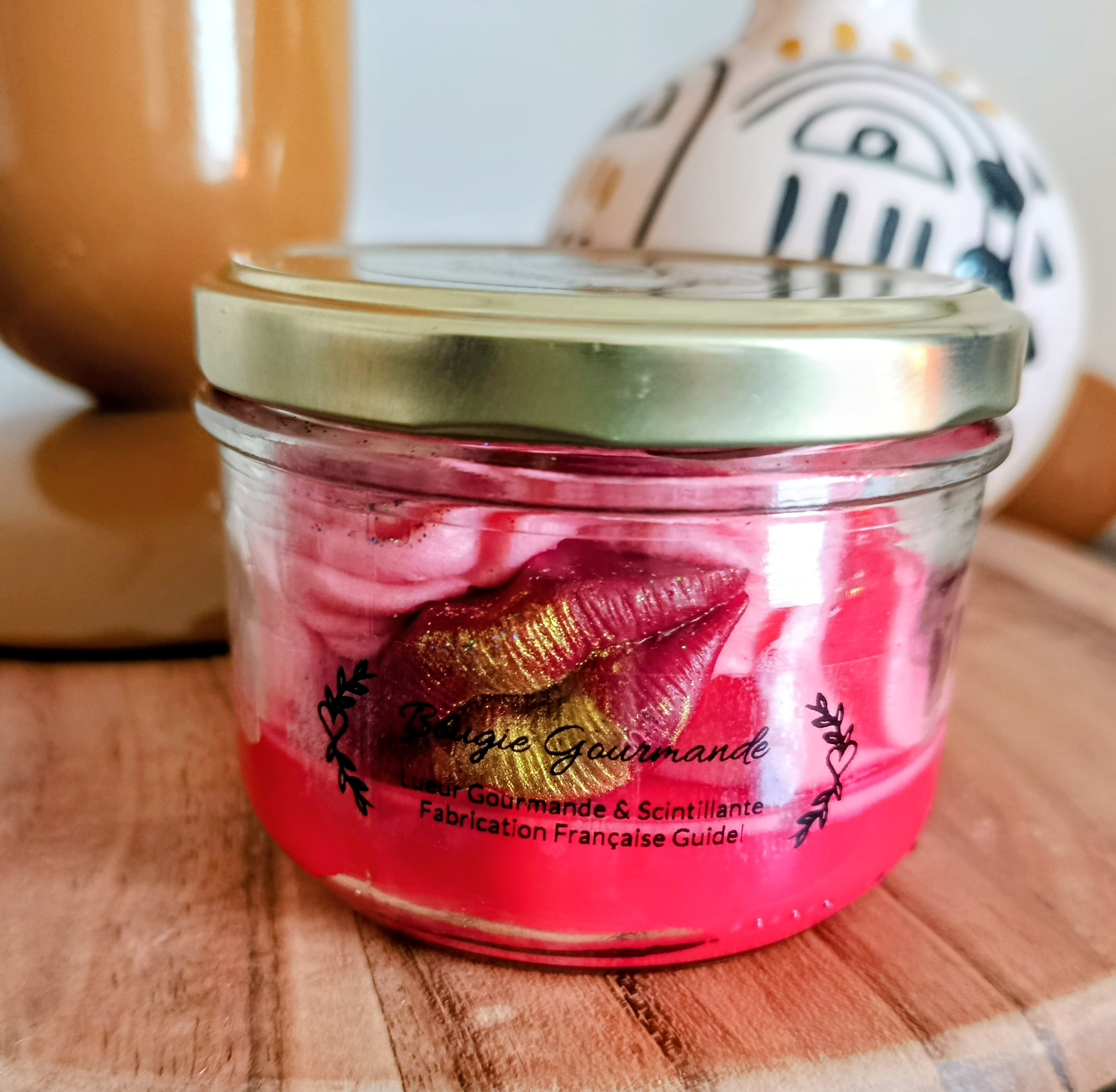 bougie gourmande éphémère 150g  (bouche) pomme d'amour 