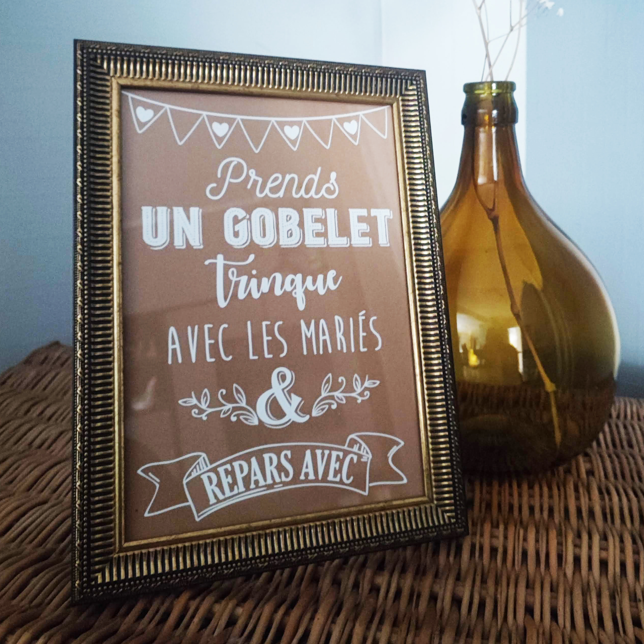Cadre doré A4 + affiche "Prends un gobelet"
